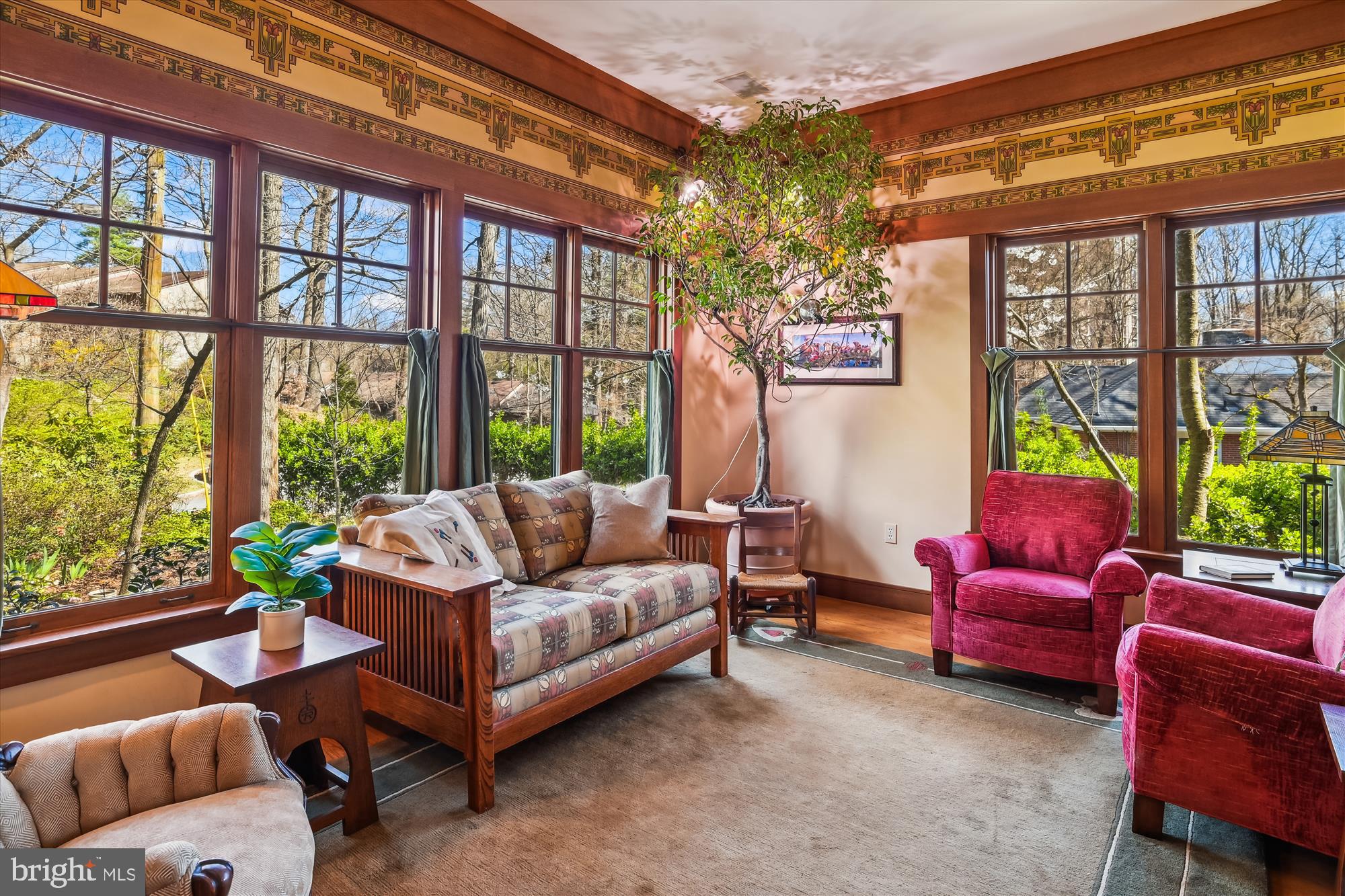 SEVEN OAKS - Residential