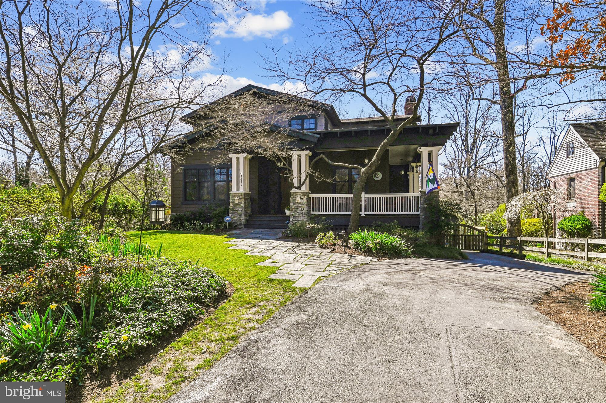 SEVEN OAKS - Residential