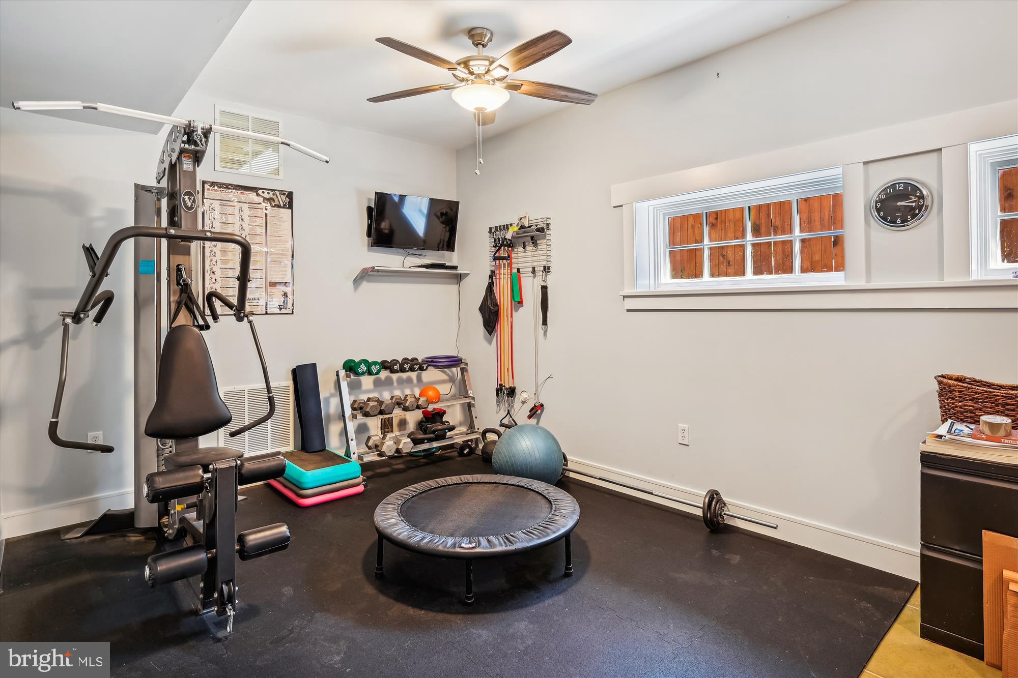 SEVEN OAKS - Residential