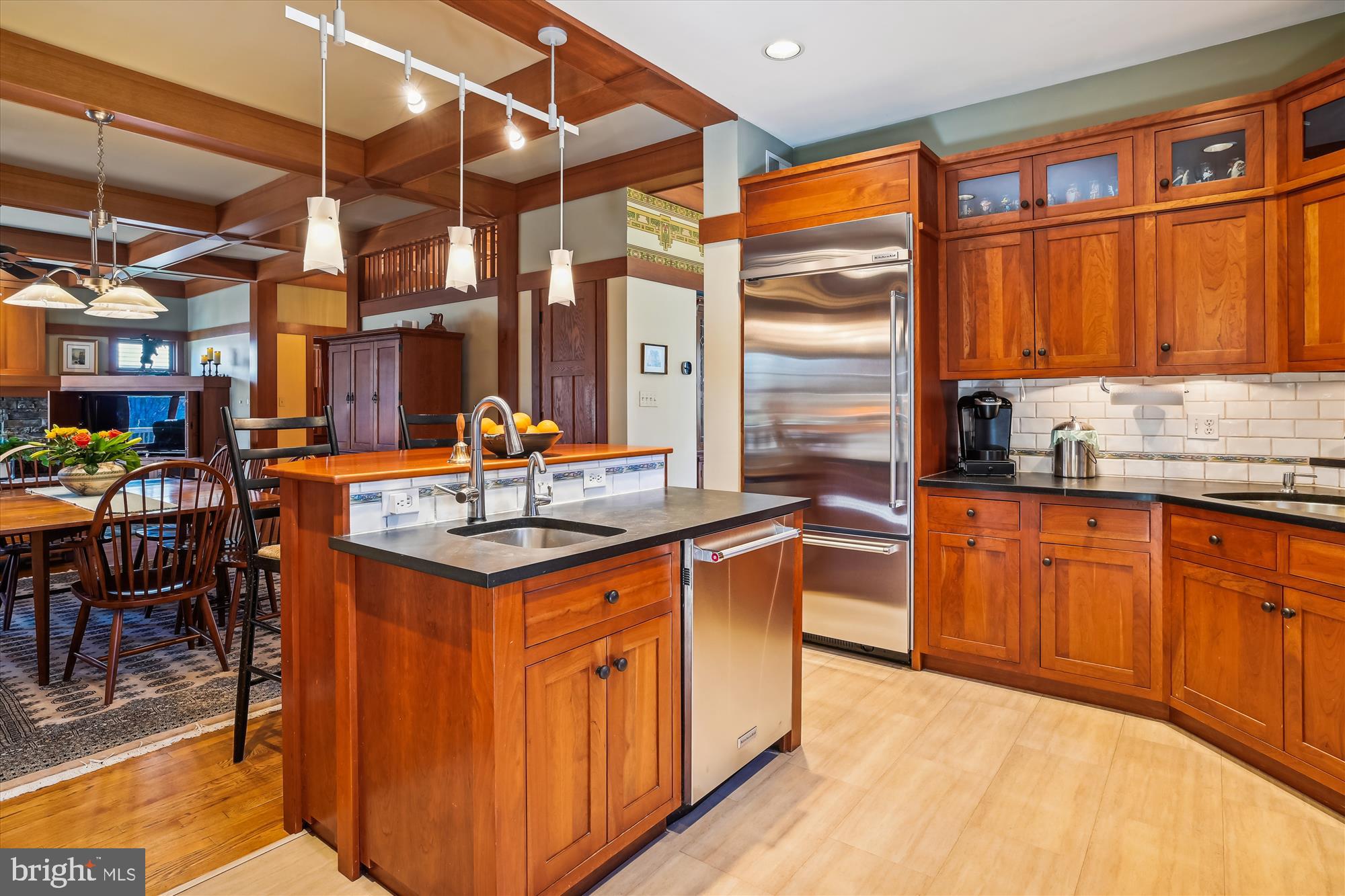 SEVEN OAKS - Residential