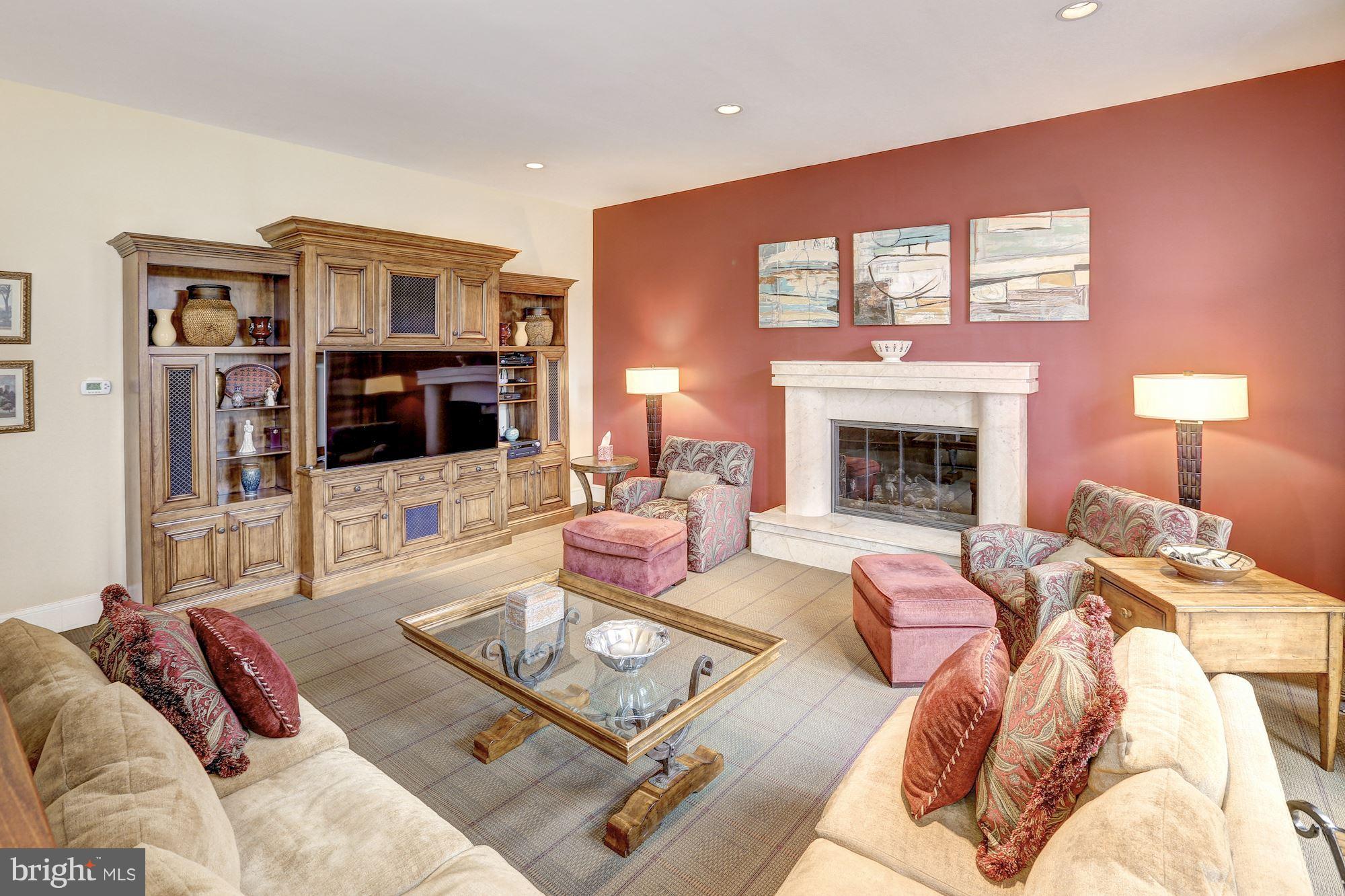 BURNING TREE VALLEY - Residential