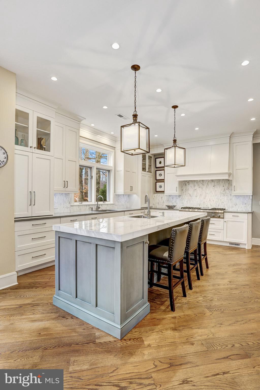 BURNING TREE VALLEY - Residential