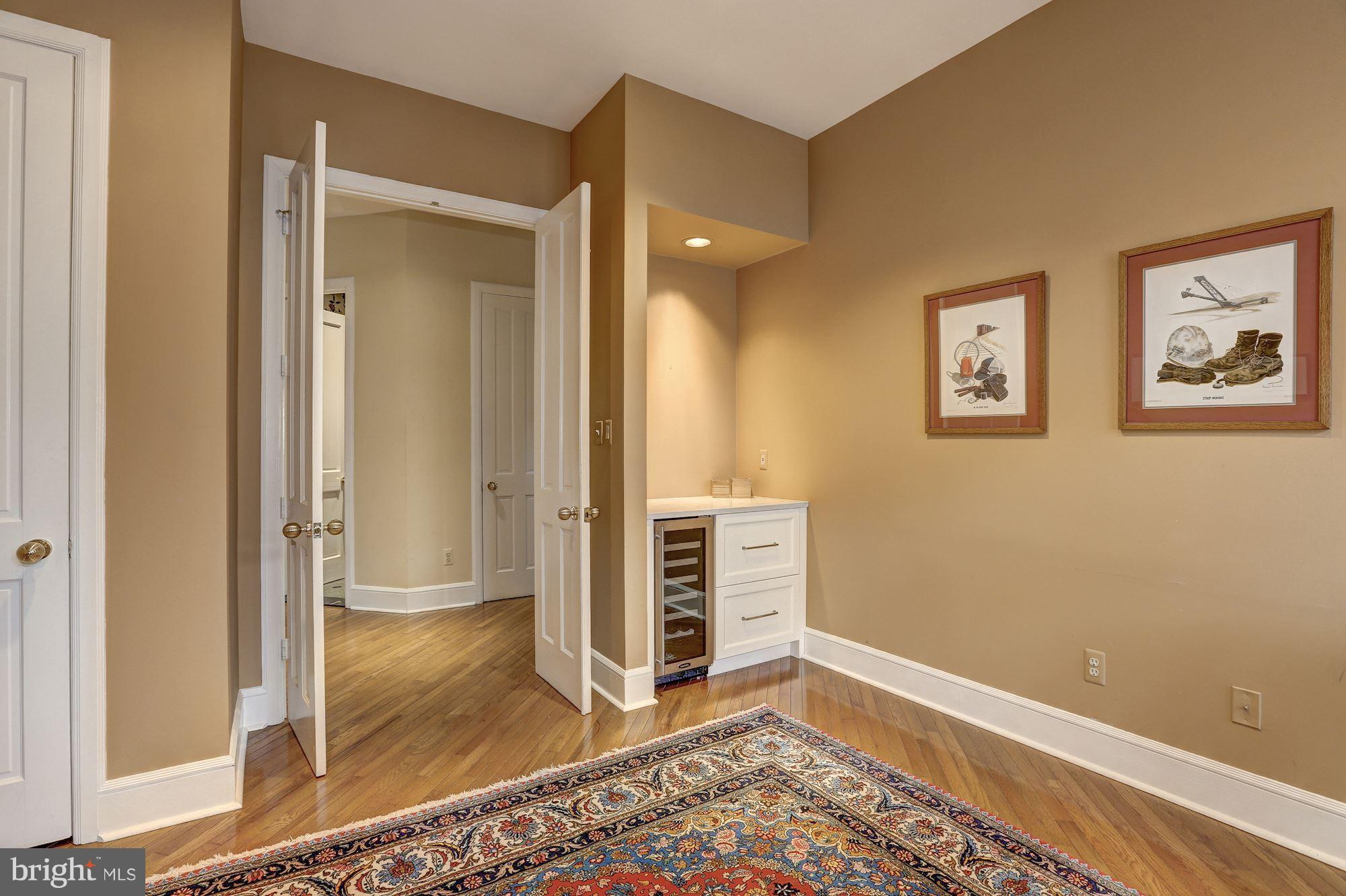 BURNING TREE VALLEY - Residential