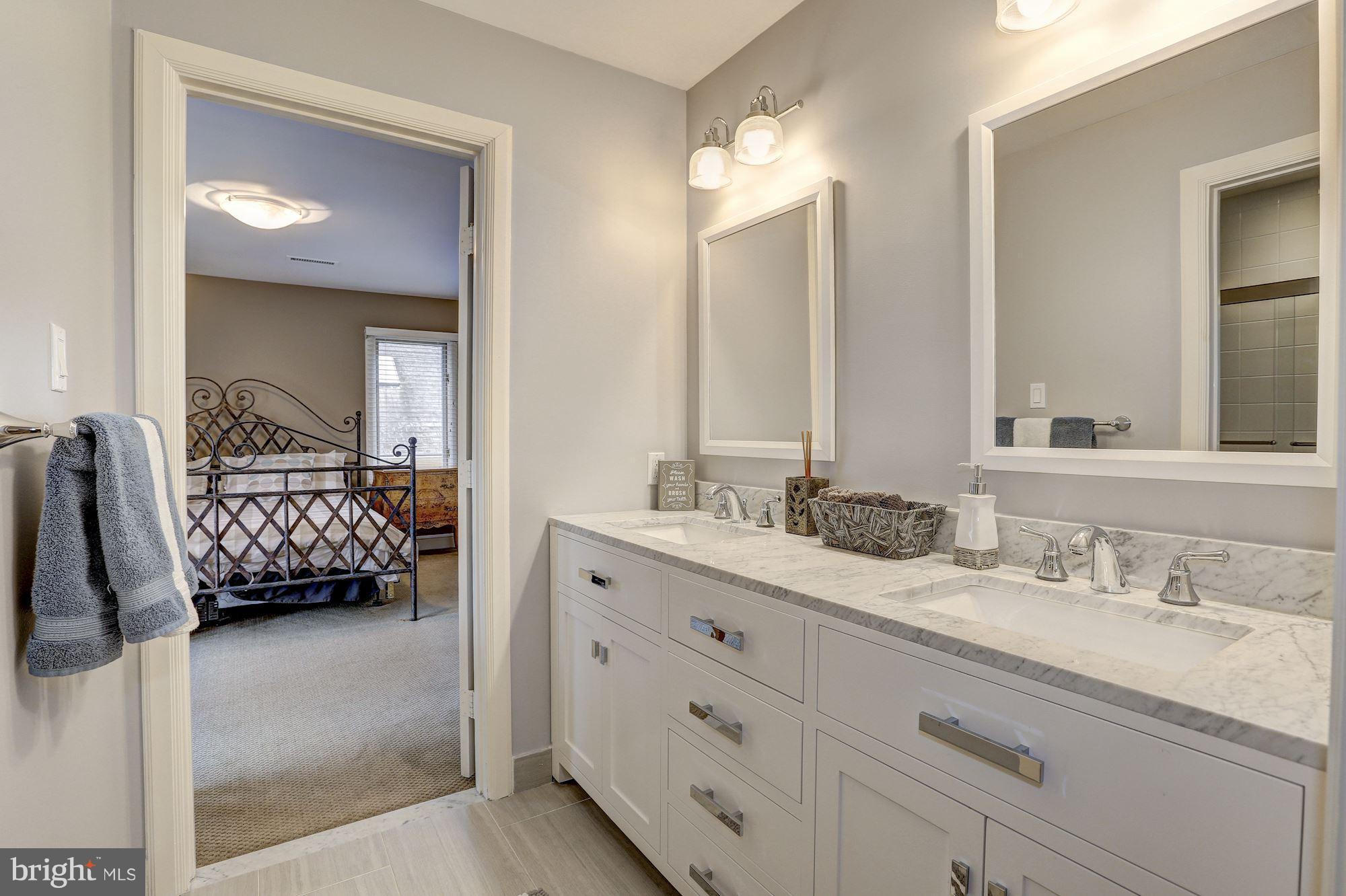 BURNING TREE VALLEY - Residential