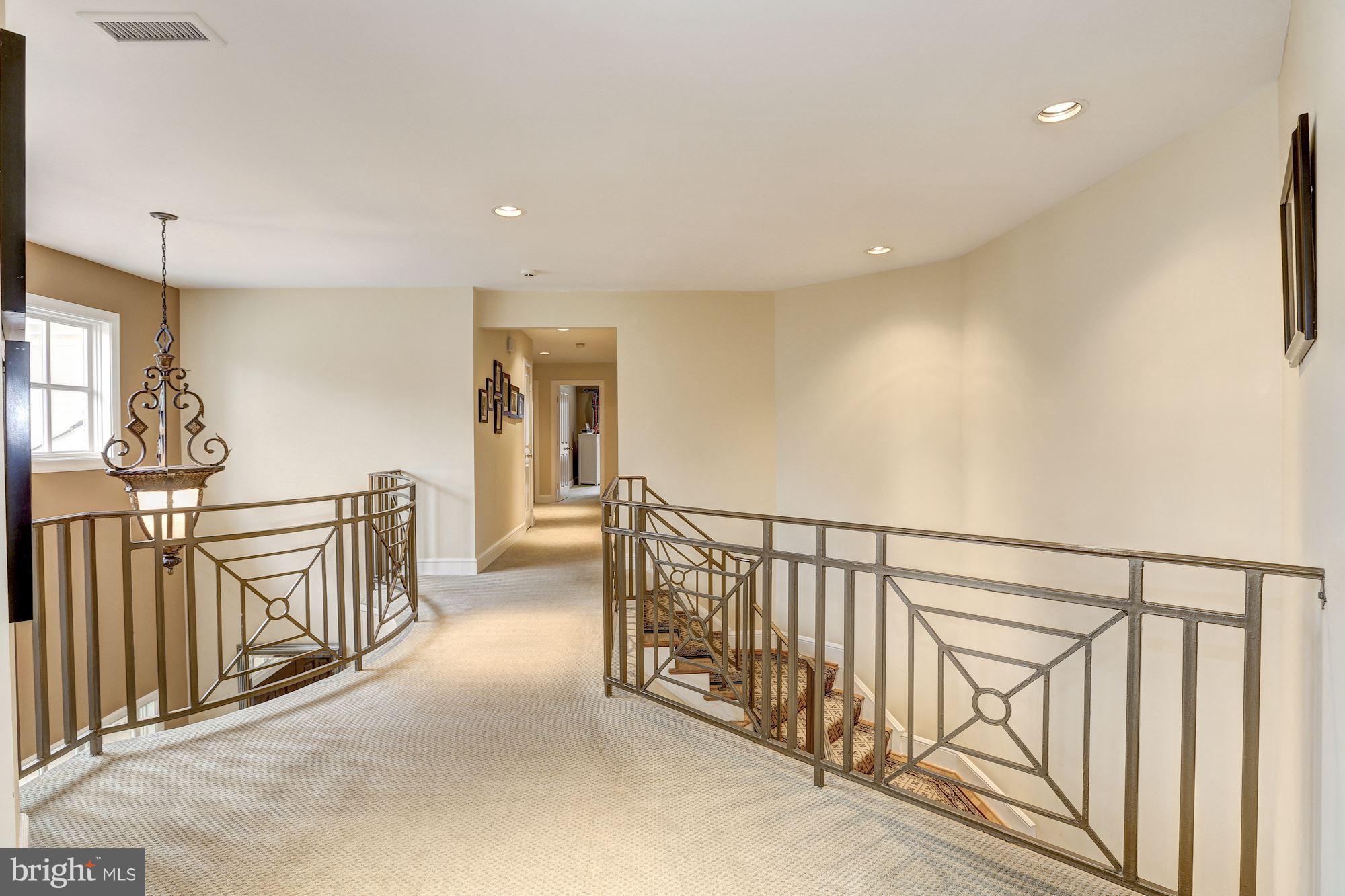 BURNING TREE VALLEY - Residential