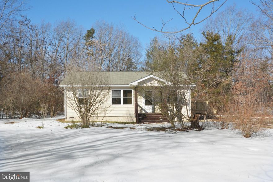Nicely Renovated 2 Bed / 1 Bath Single Level Living on over 2 acres.
Brand New Kitchen with Quartz Countertops and Stainless Steel Appliances, Updated Bathroom, New Hardwood Floors, New Carpet, New Deck, and Freshly Painted.
Schedule a showing today!