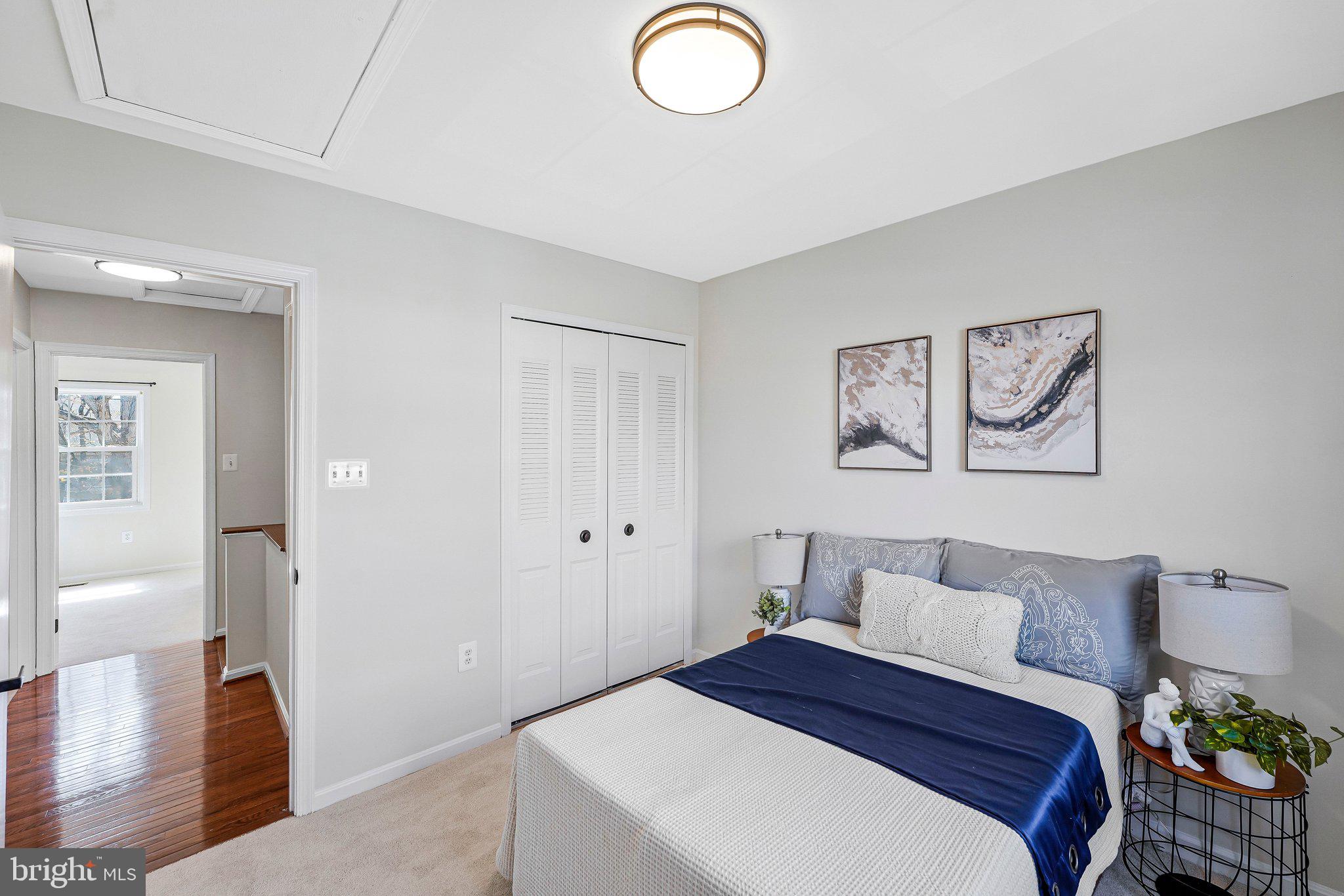 POINT OF WOODS - Residential