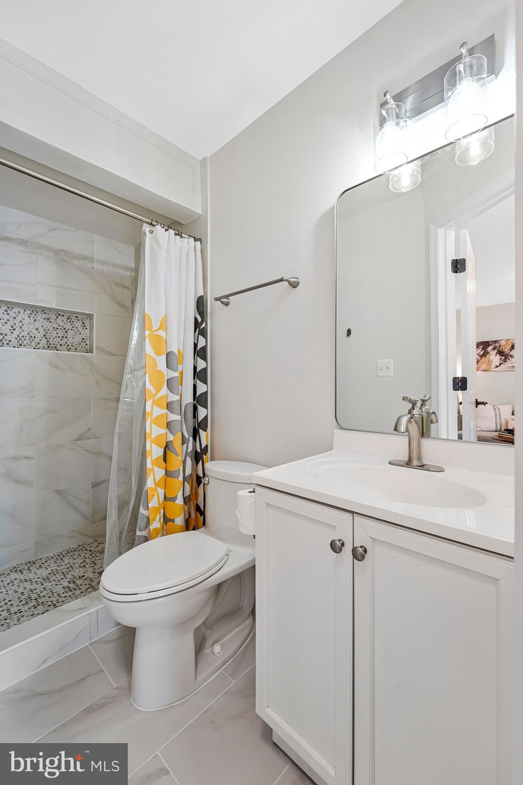 POINT OF WOODS - Residential