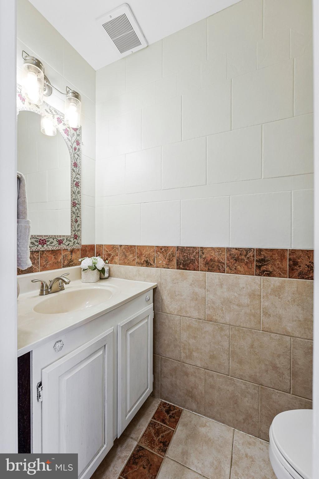 POINT OF WOODS - Residential