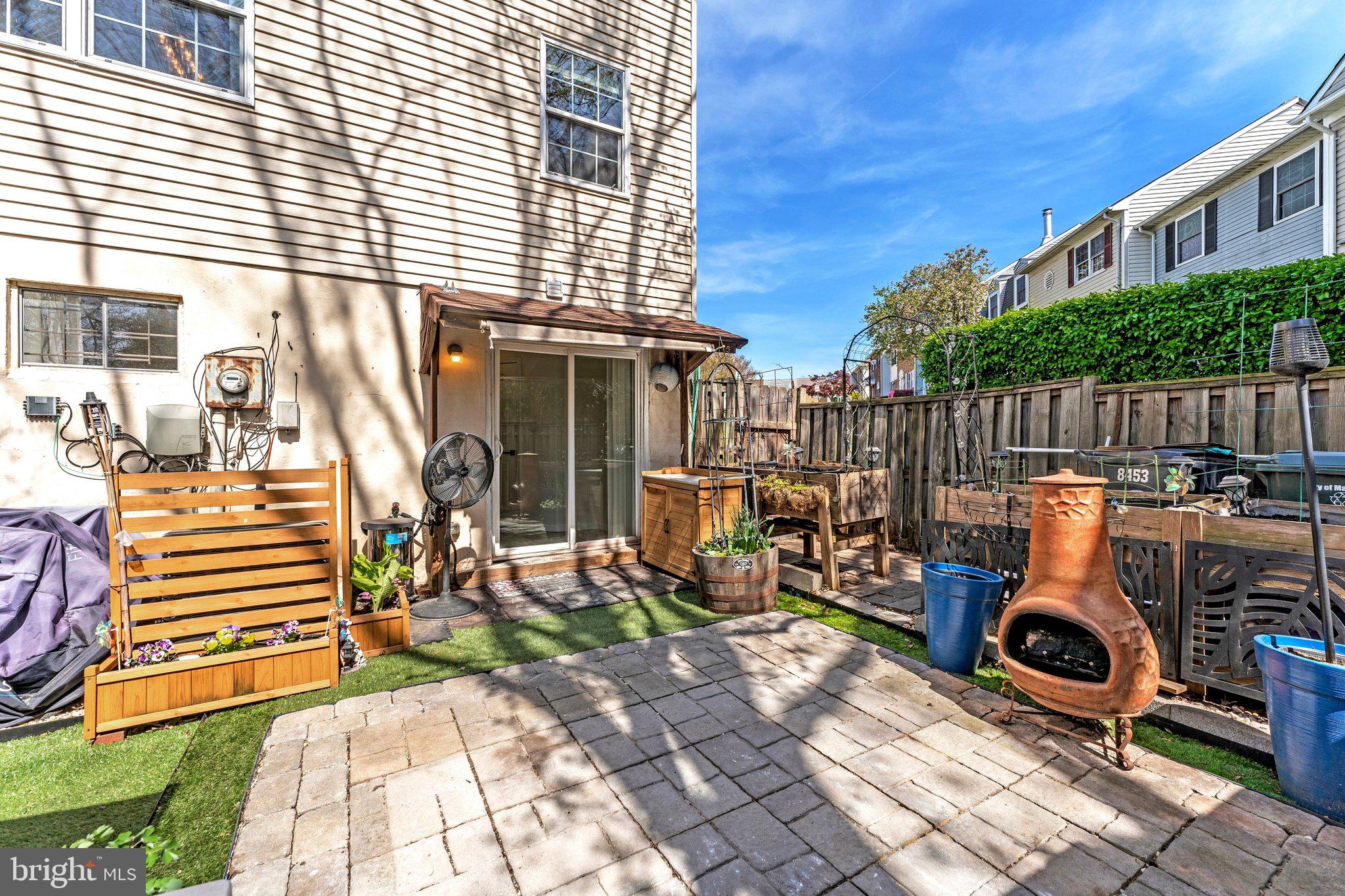 POINT OF WOODS - Residential