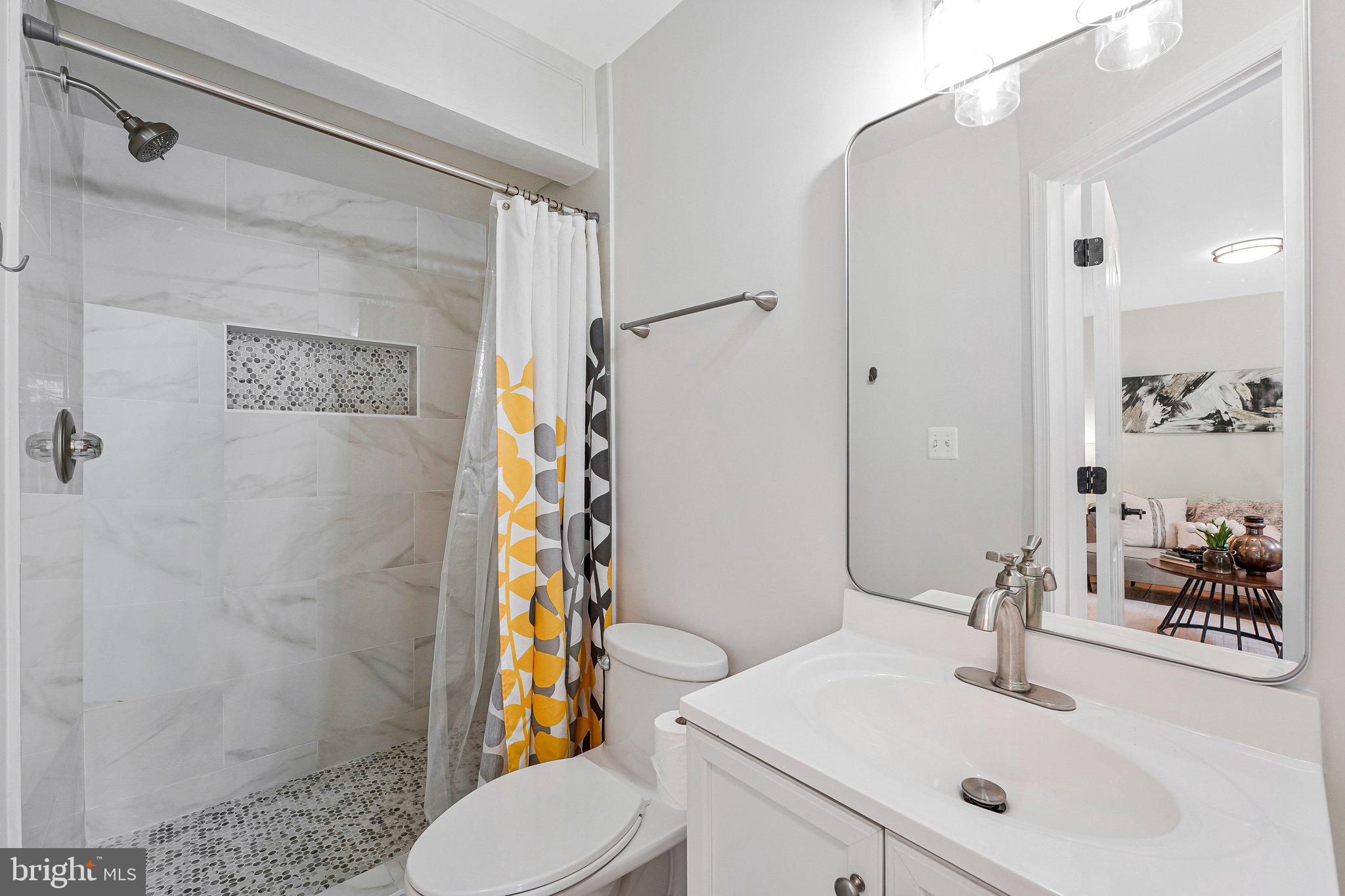 POINT OF WOODS - Residential