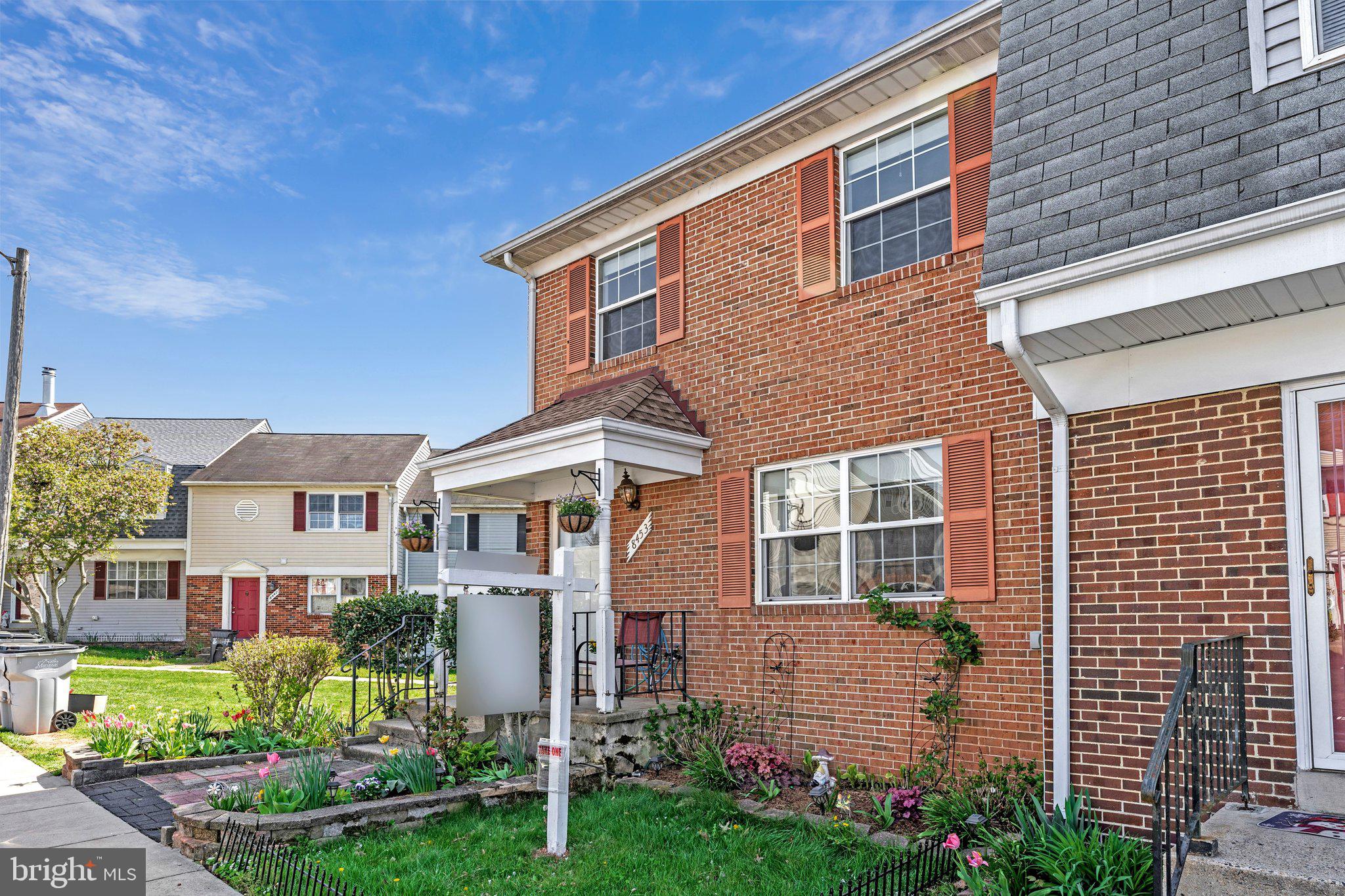 POINT OF WOODS - Residential