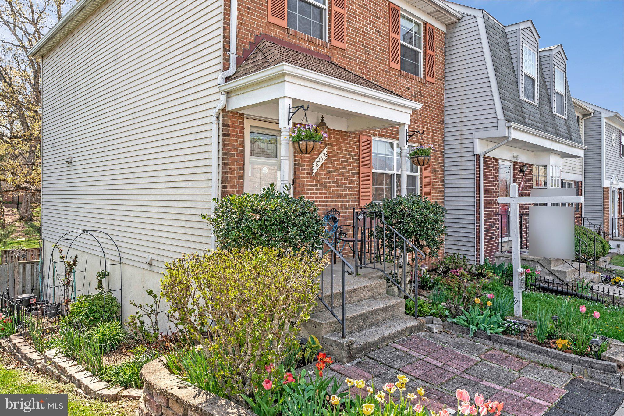 POINT OF WOODS - Residential