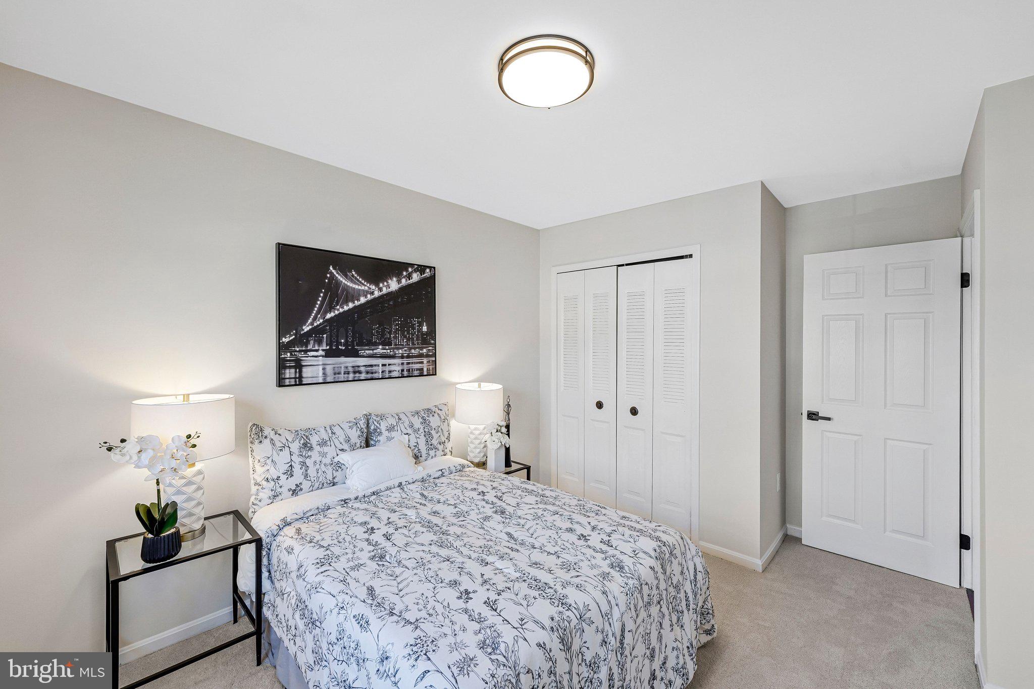 POINT OF WOODS - Residential