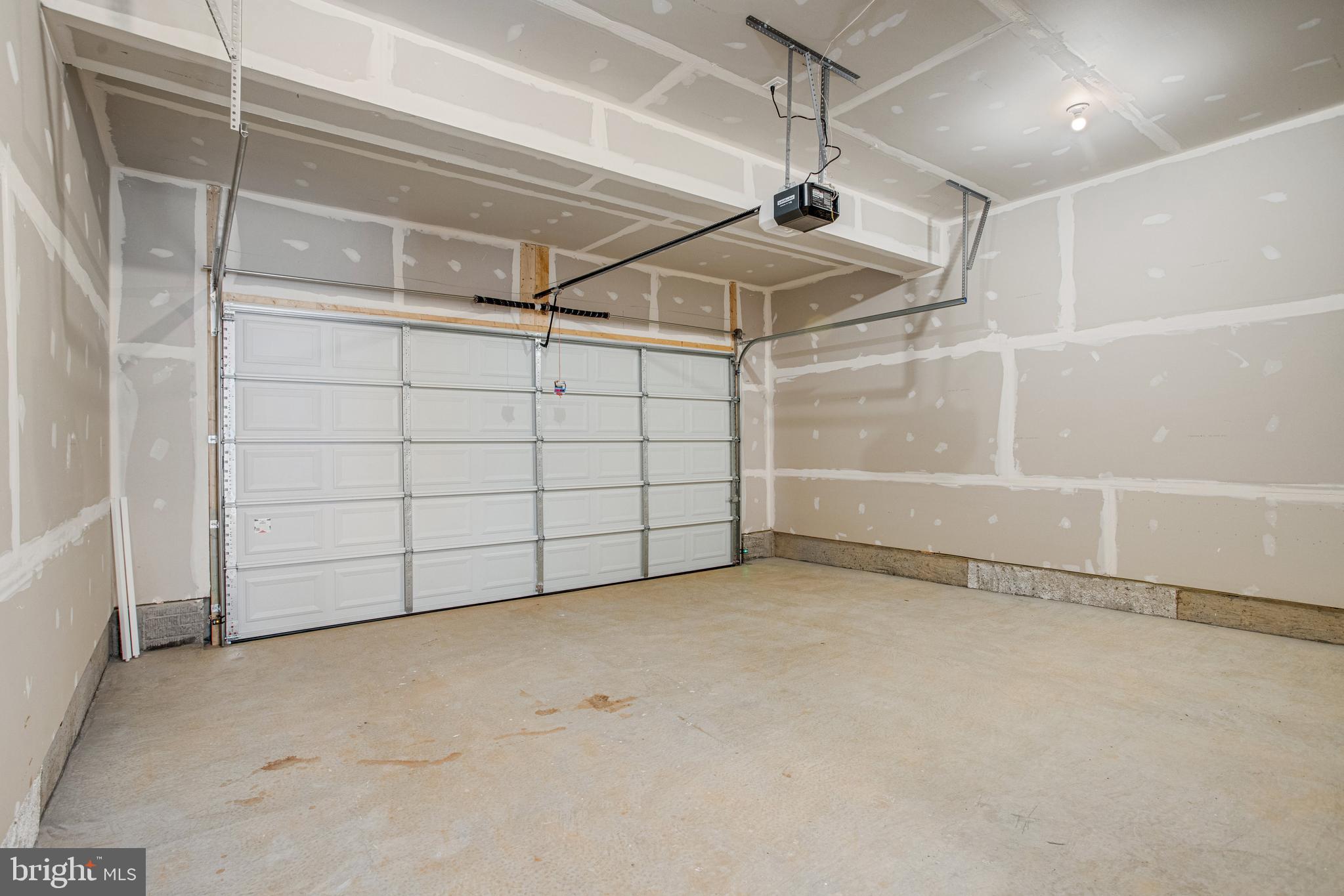 WILDERNESS SHORES - Residential