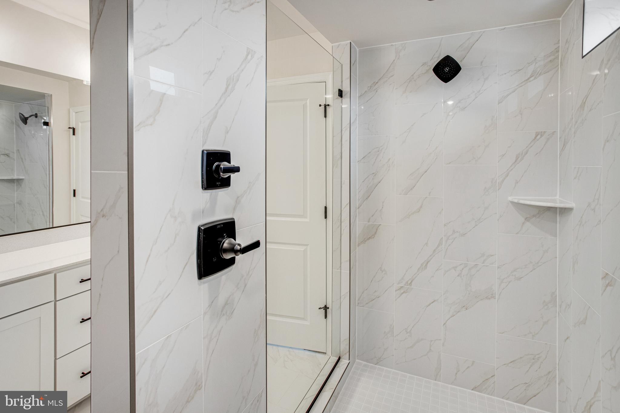 WILDERNESS SHORES - Residential