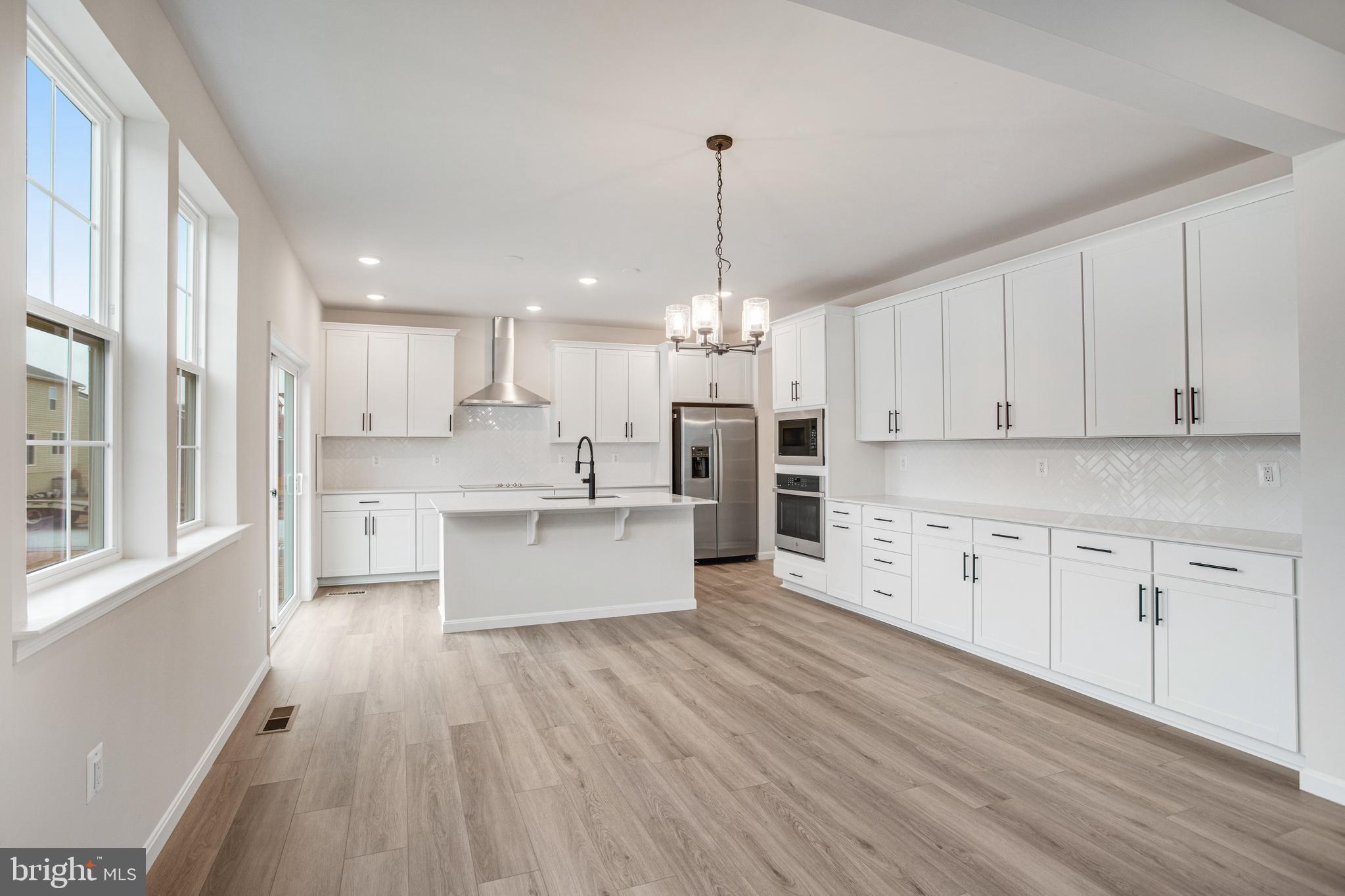 WILDERNESS SHORES - Residential