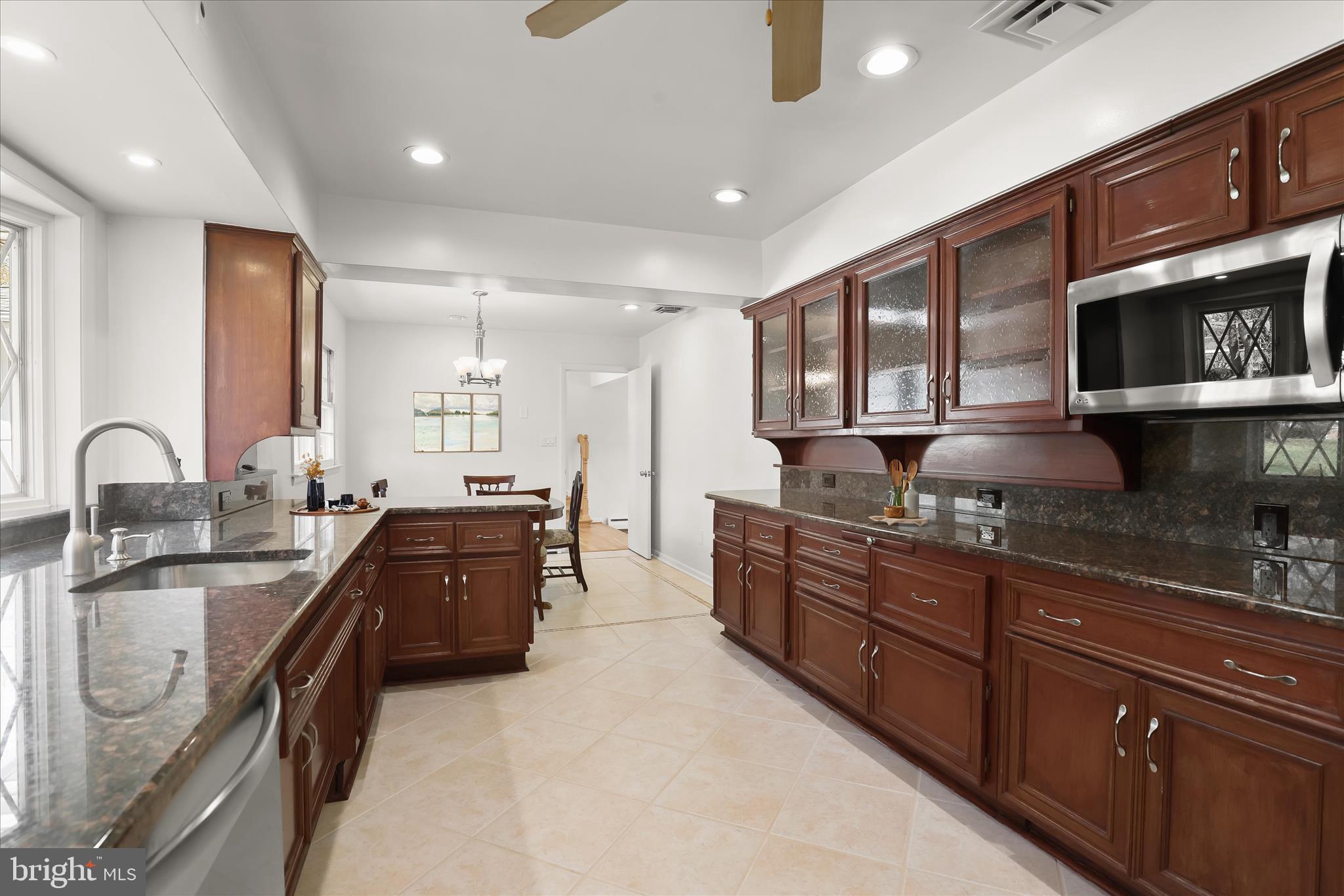 VALLEY CREST - Residential