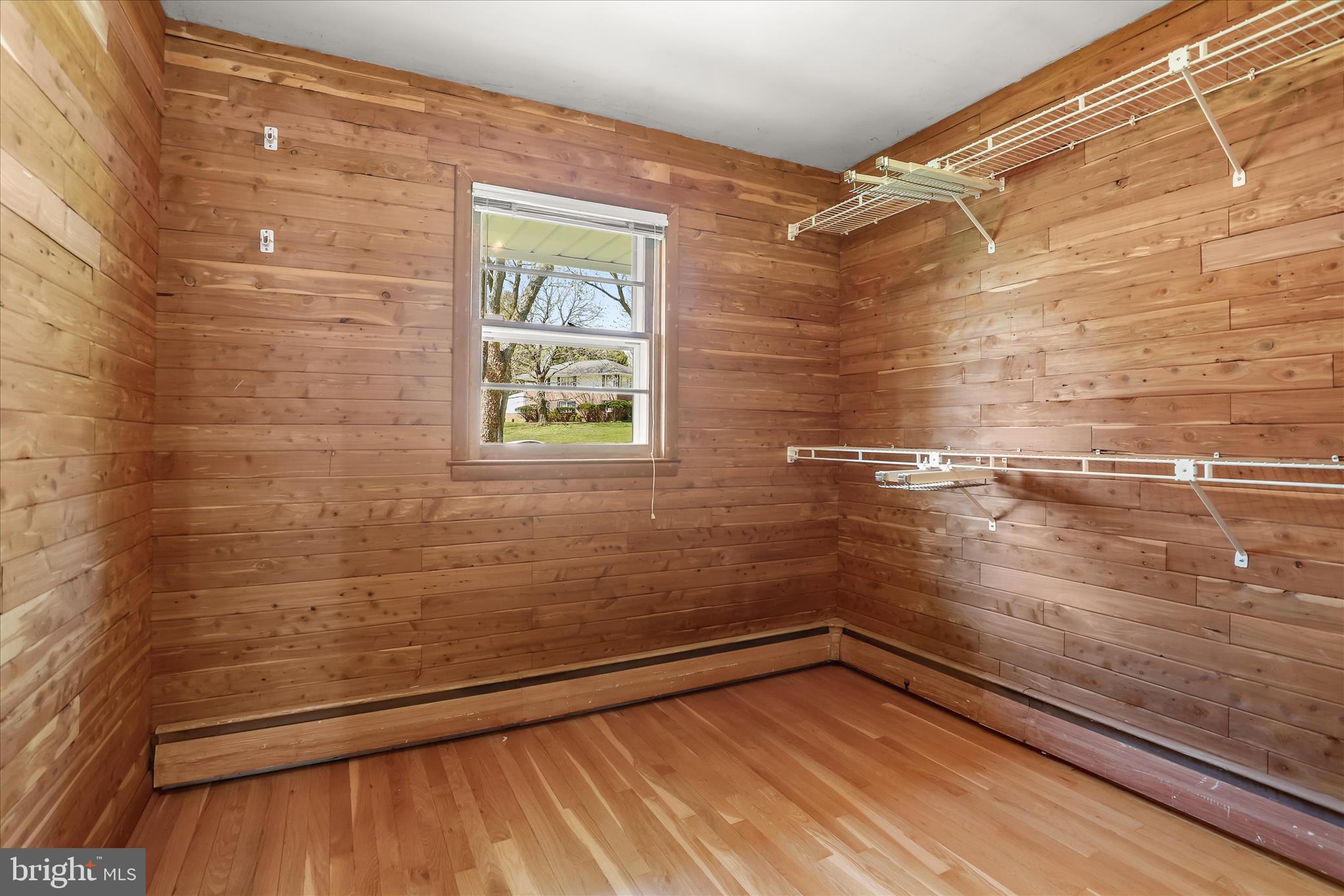 VALLEY CREST - Residential