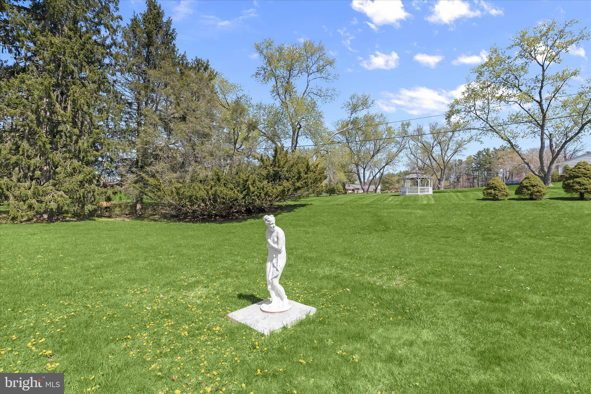 VALLEY CREST - Residential