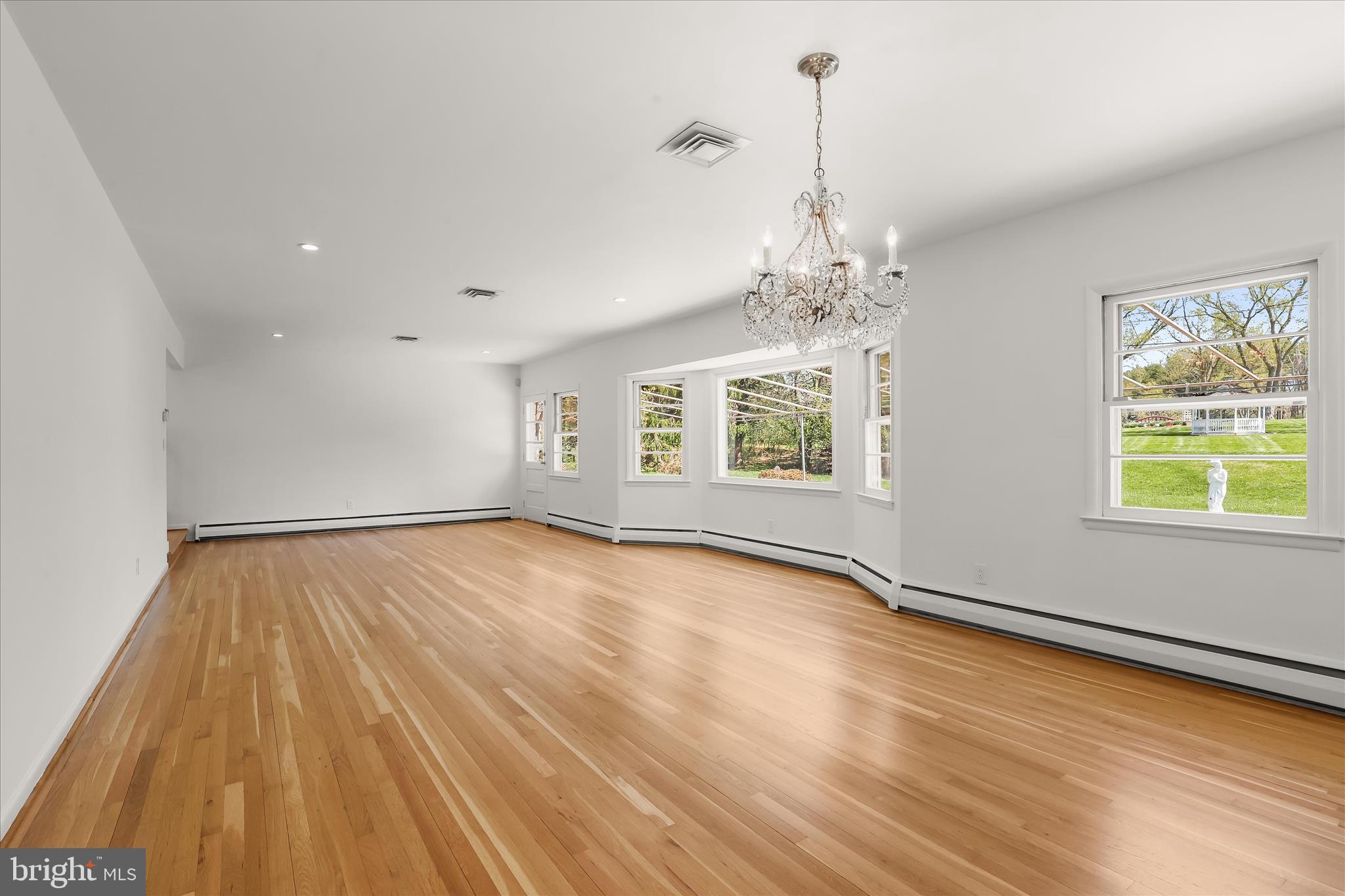 VALLEY CREST - Residential