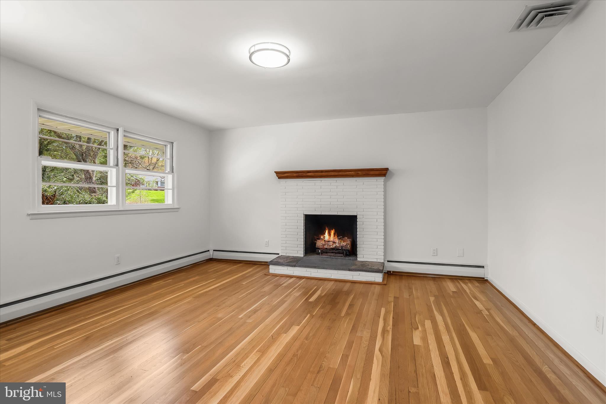 VALLEY CREST - Residential