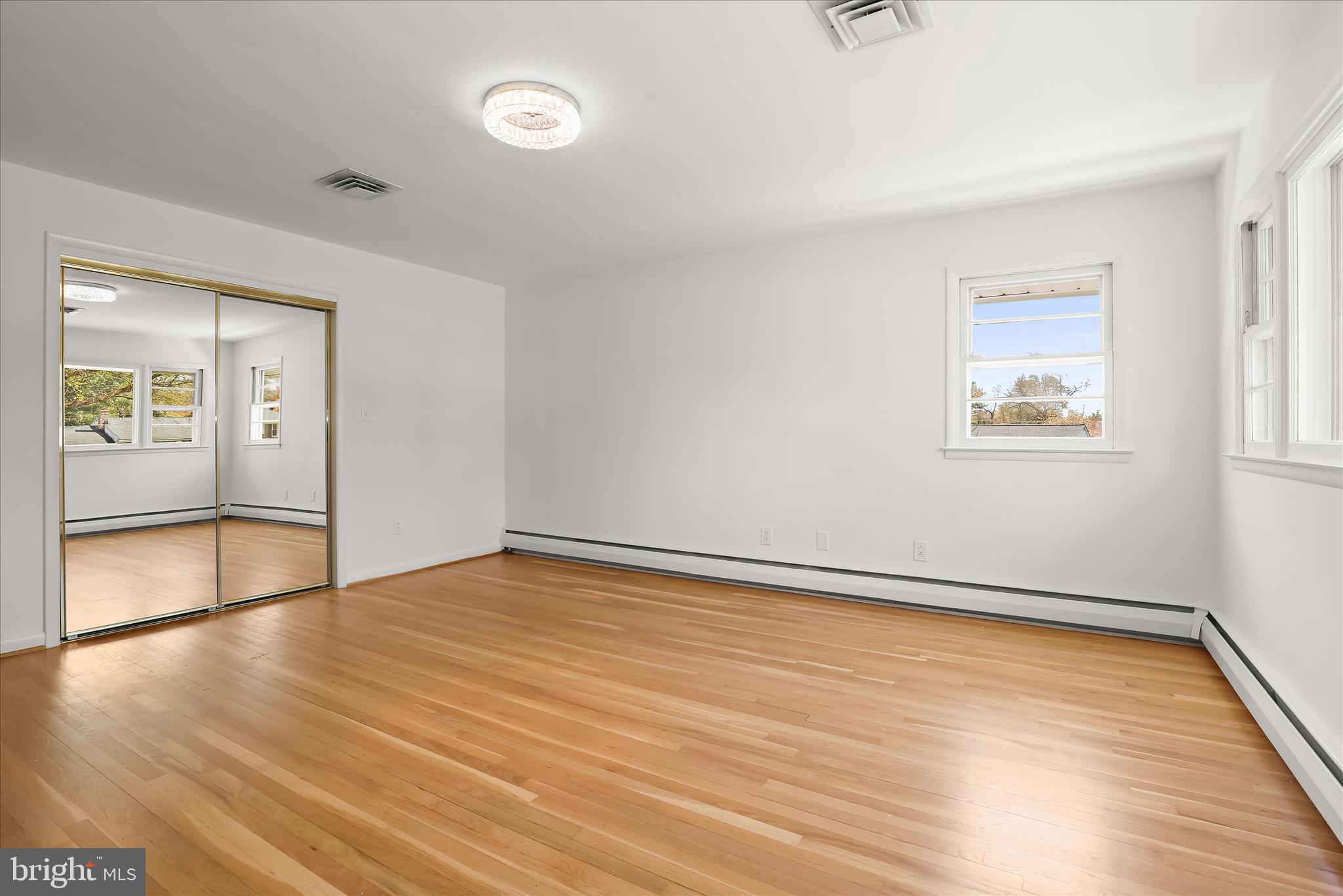 VALLEY CREST - Residential