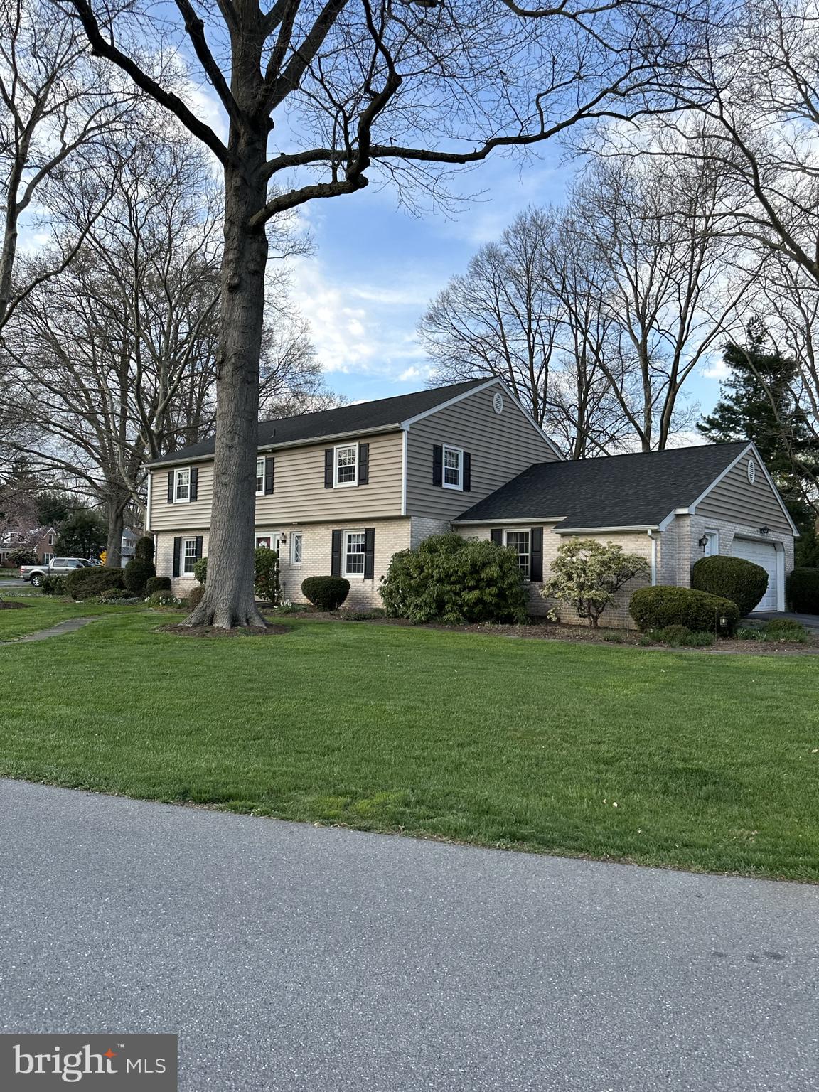 BARRCREST - Residential