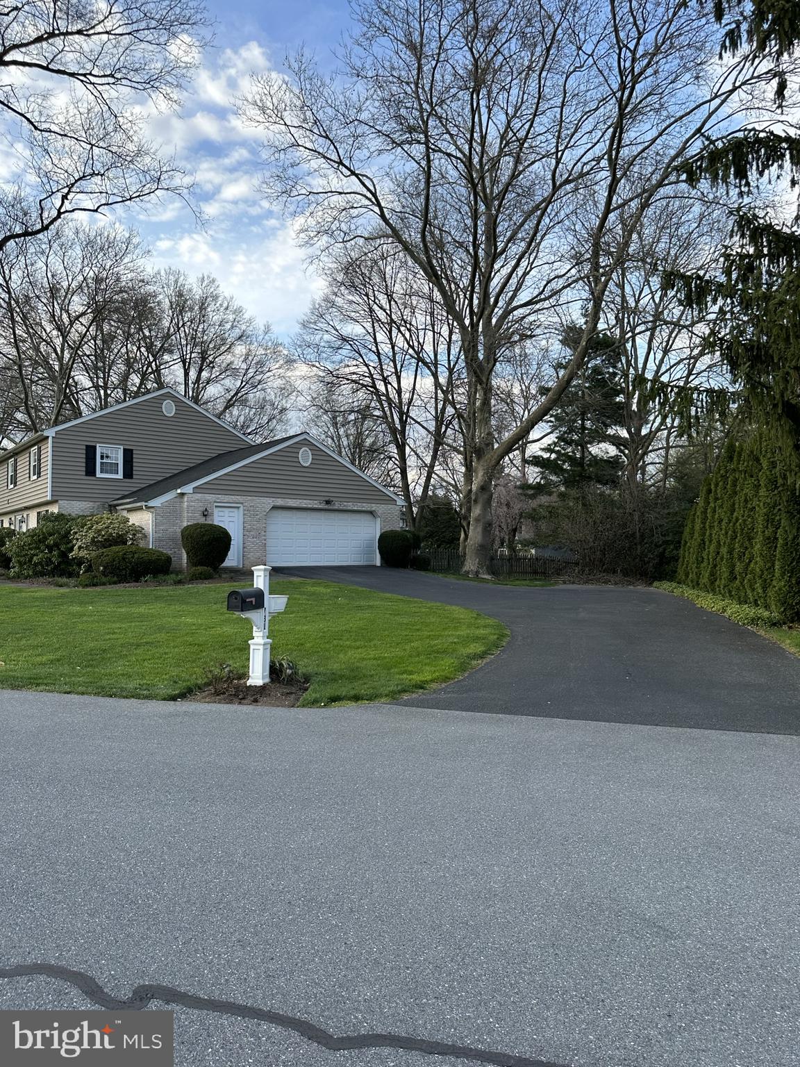 BARRCREST - Residential