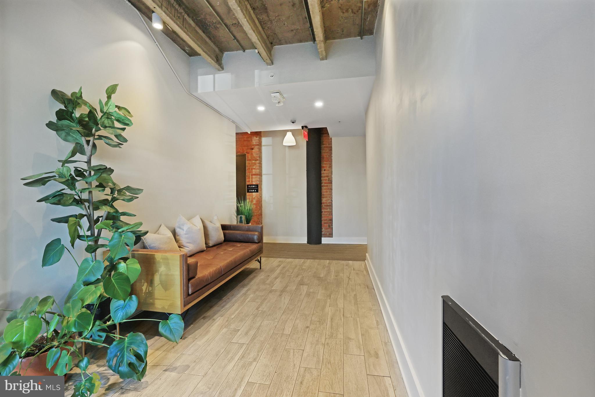 OLD TOWN ALEXANDRIA - Residential