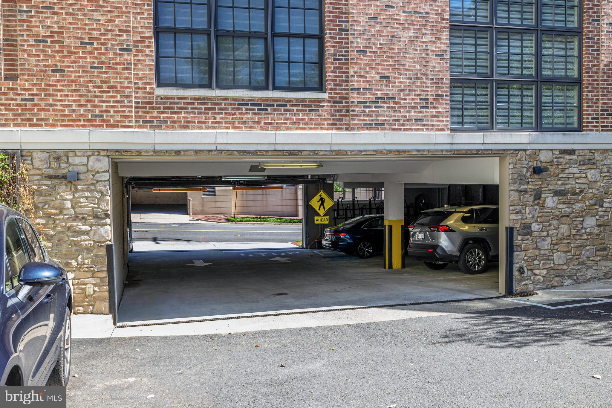 OLD TOWN ALEXANDRIA - Residential