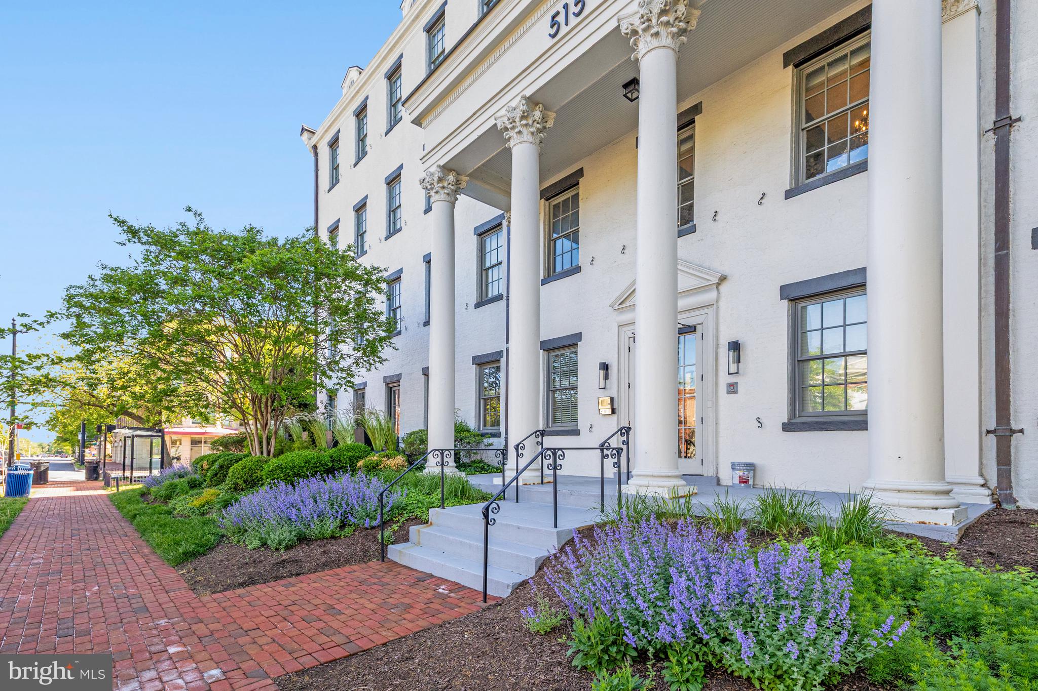 OLD TOWN ALEXANDRIA - Residential
