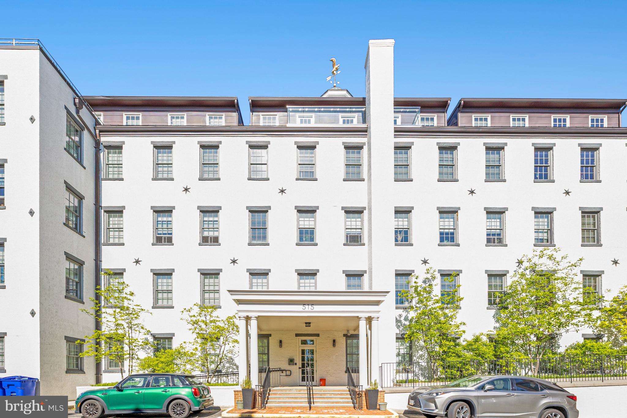 OLD TOWN ALEXANDRIA - Residential