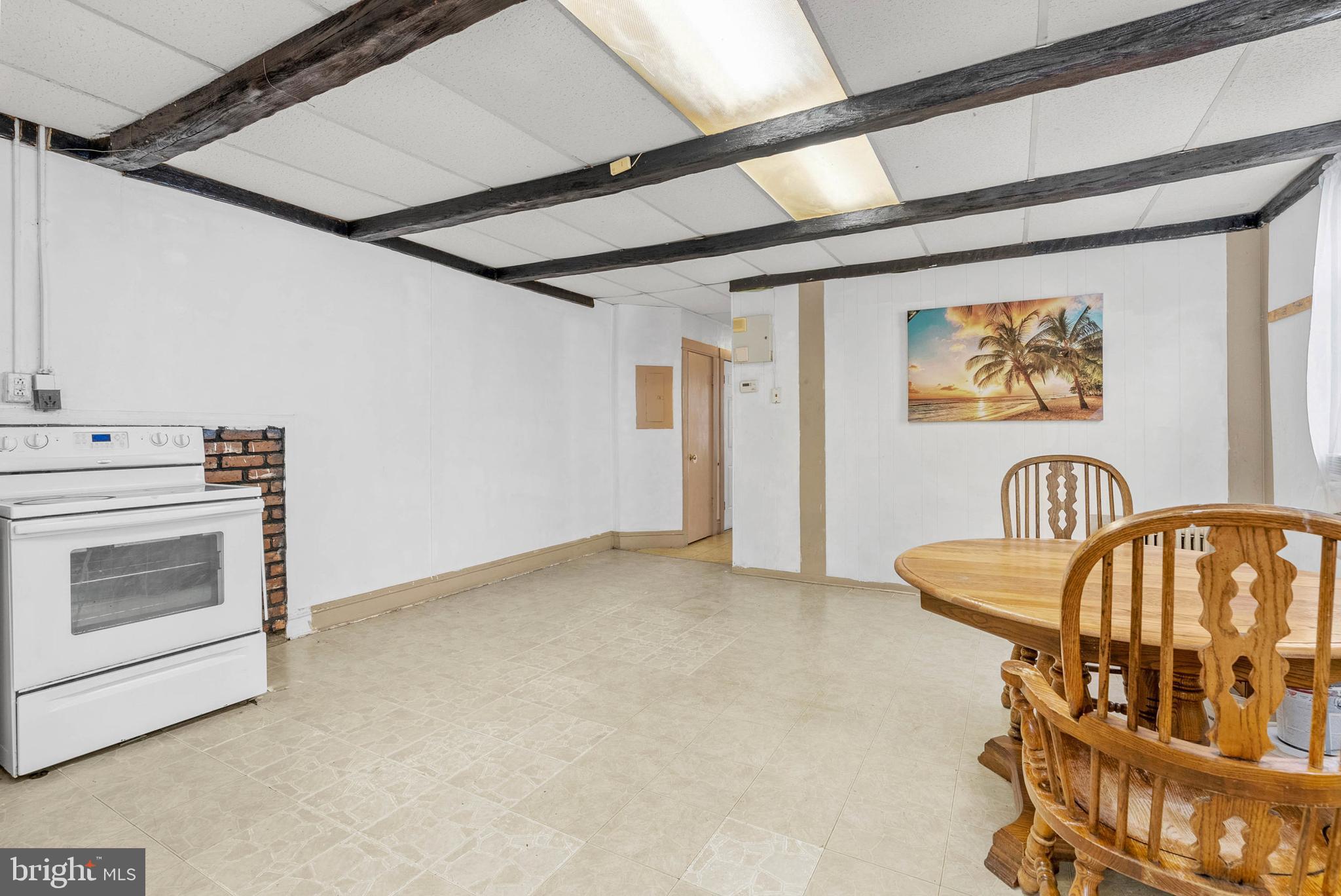 522 MONMOUTH STREET 2