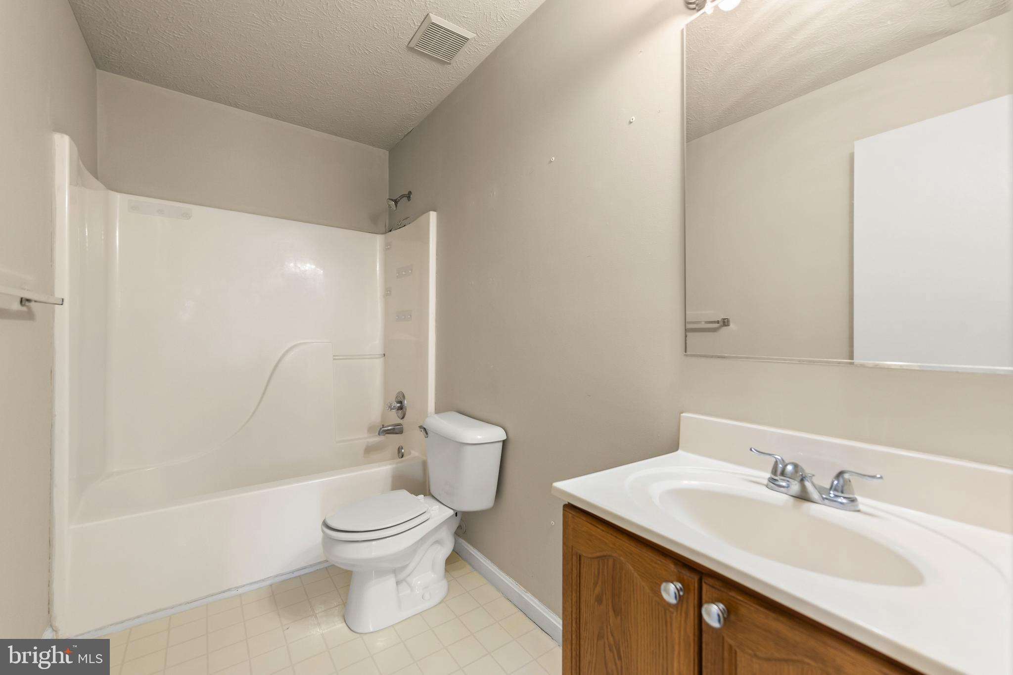 LAKEVIEW - Residential