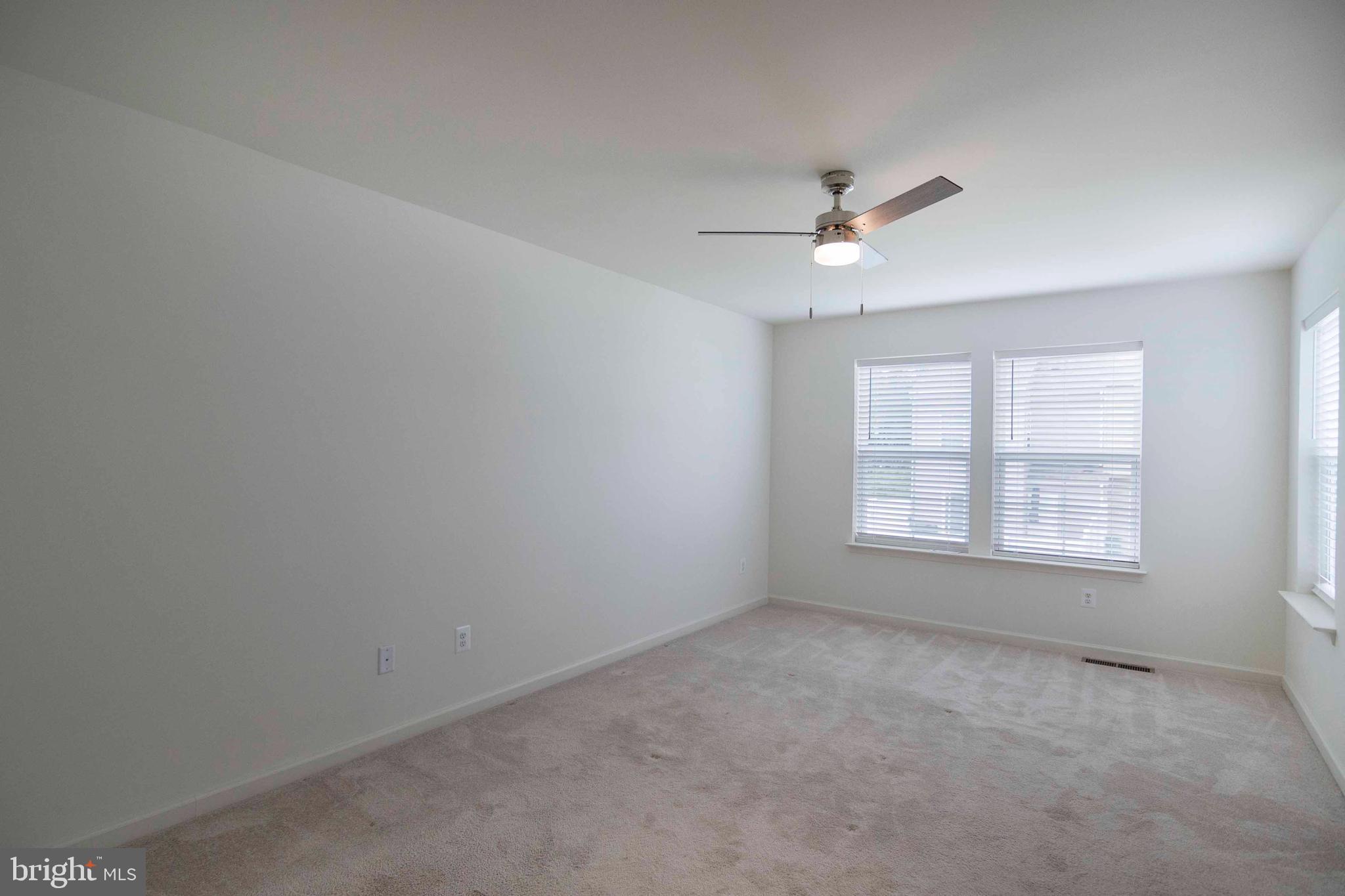 LAKEVIEW - Residential