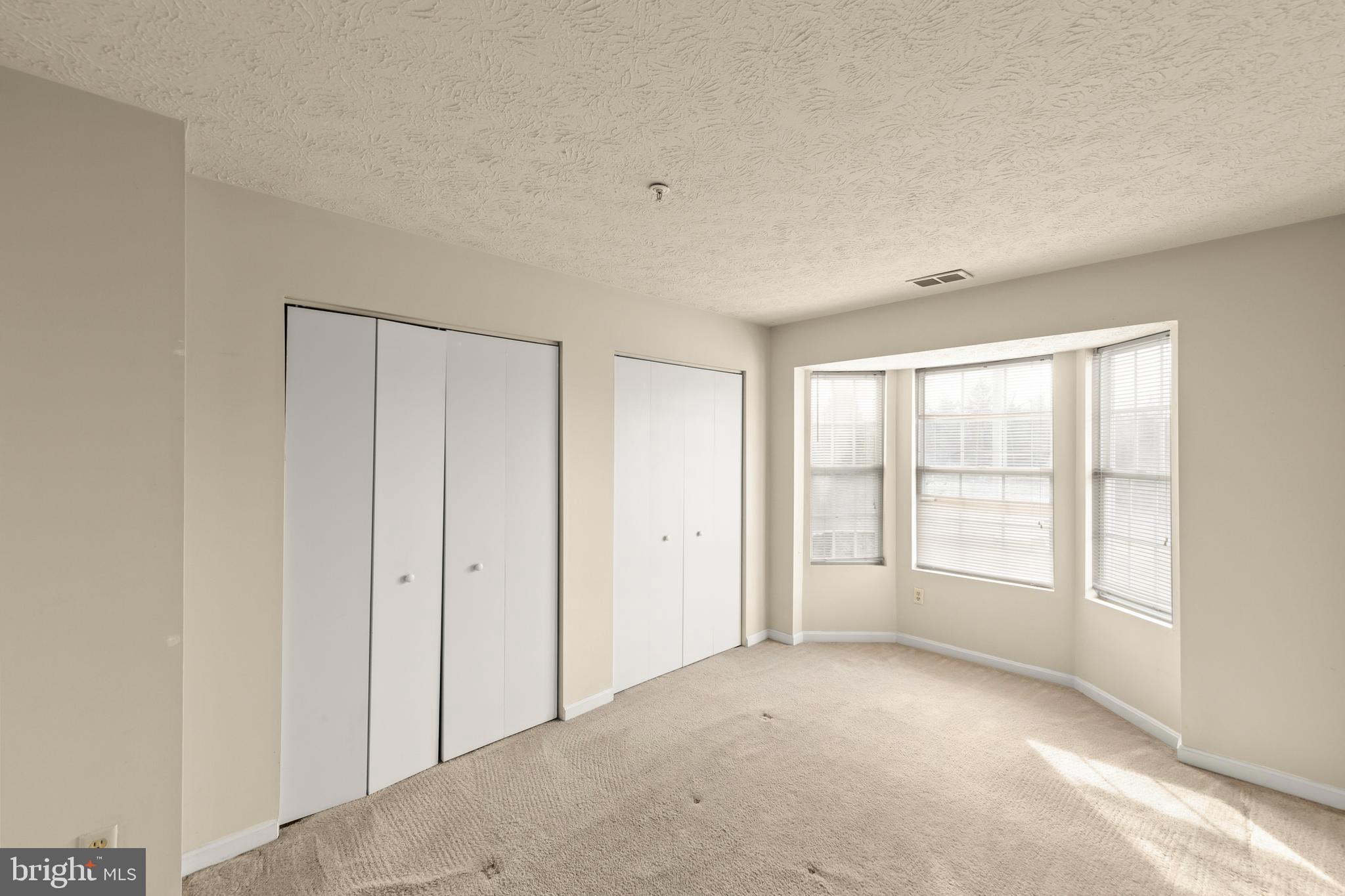 LAKEVIEW - Residential