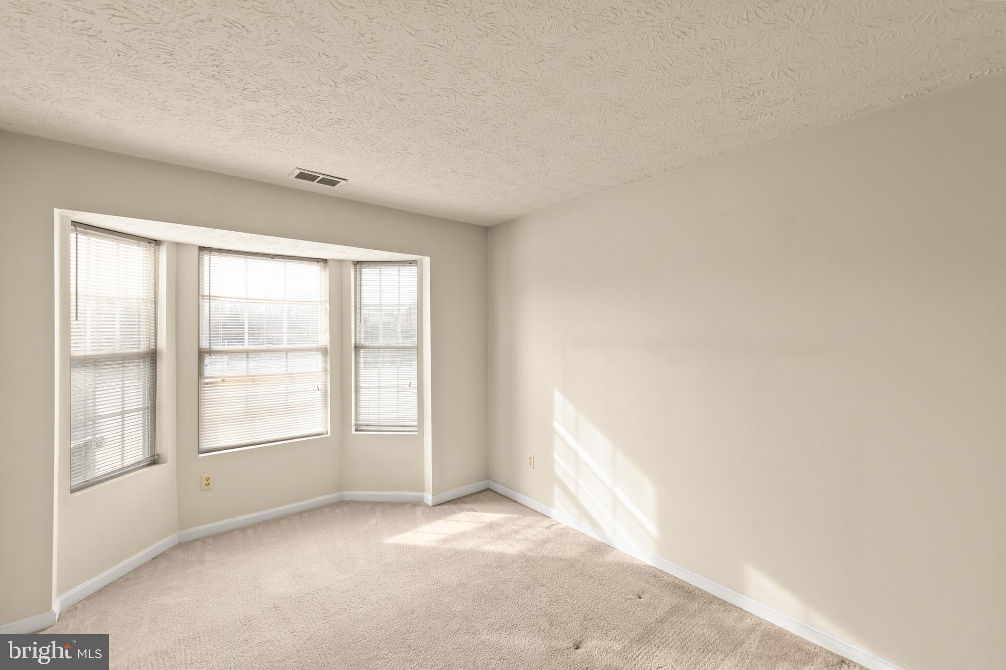 LAKEVIEW - Residential