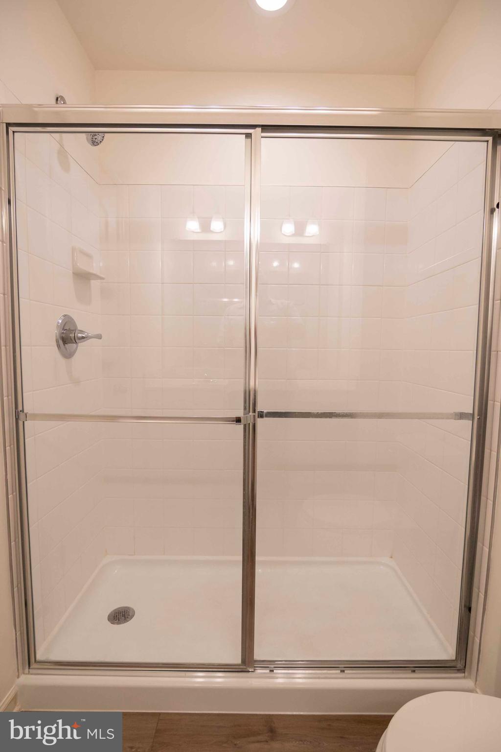 LAKEVIEW - Residential