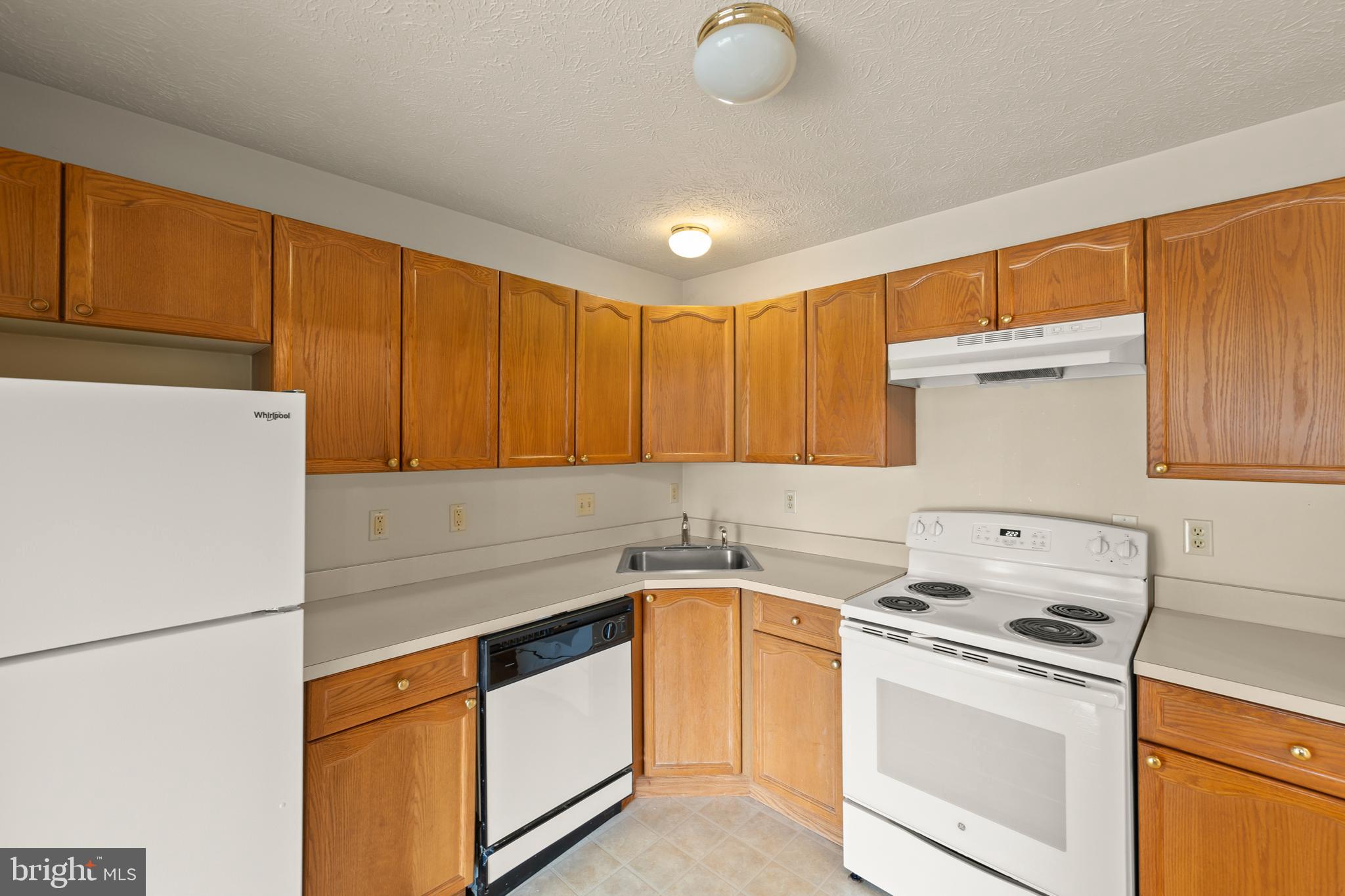 LAKEVIEW - Residential