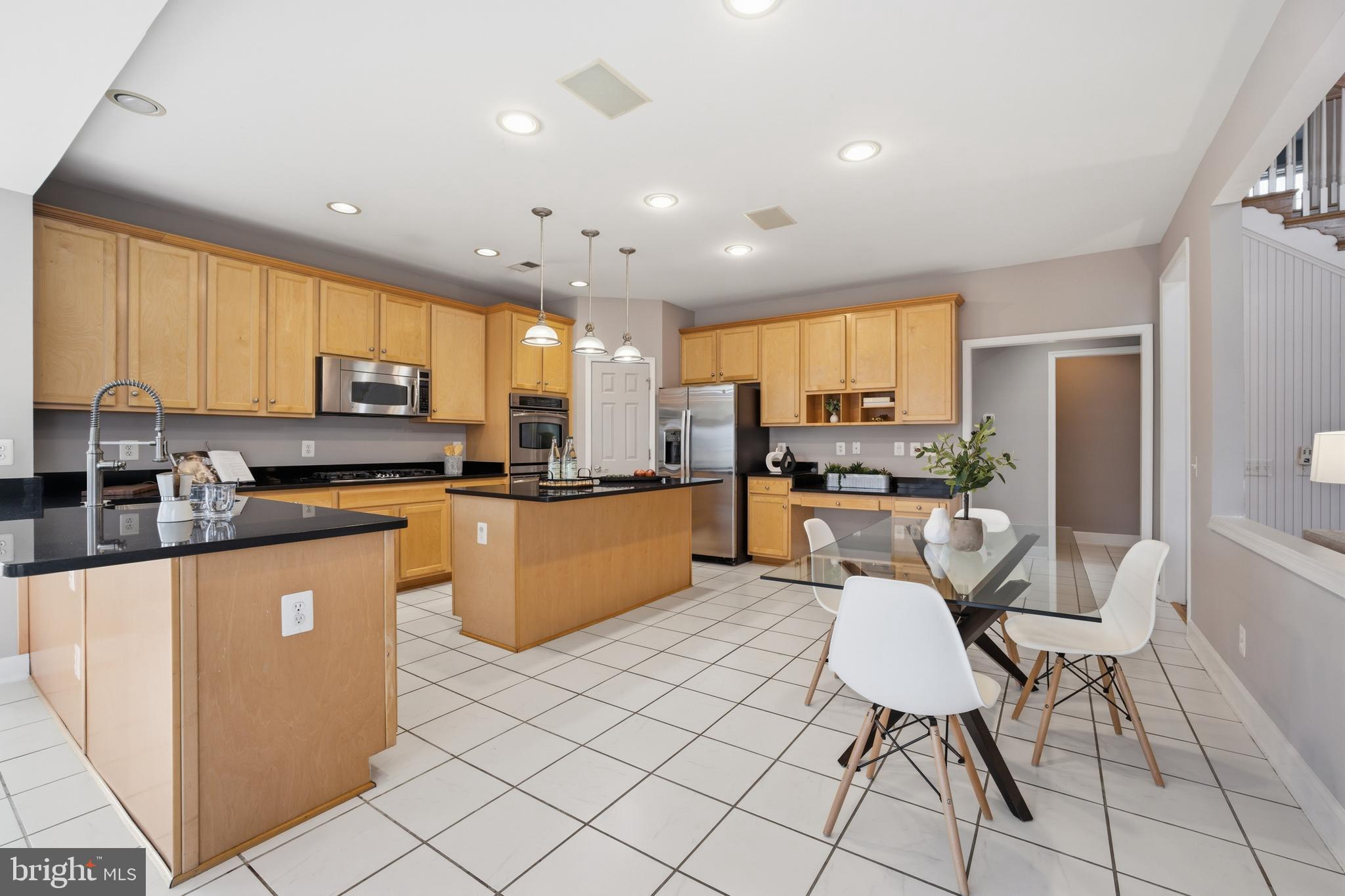 MAYFIELD TRACE - Residential