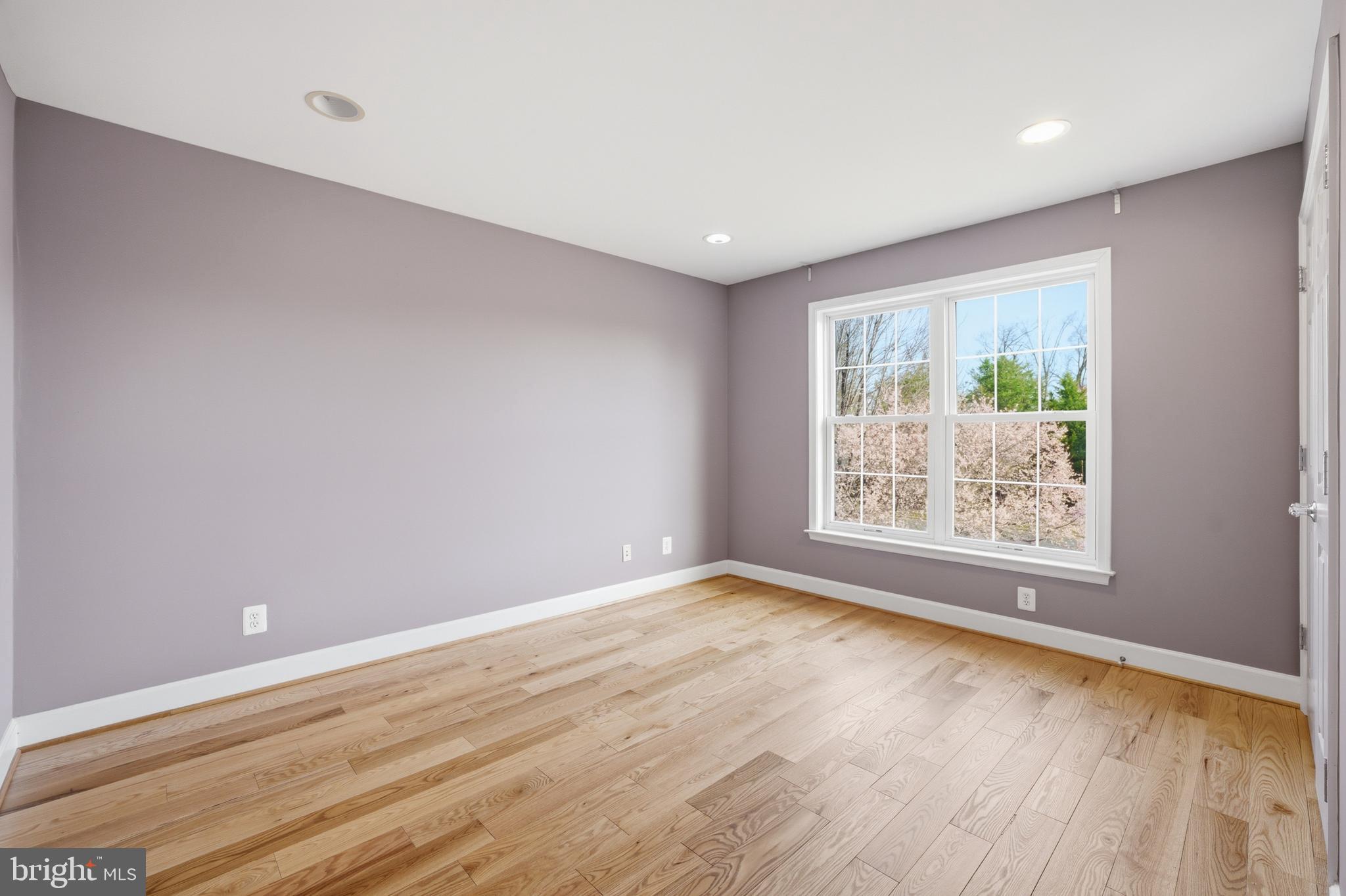 MAYFIELD TRACE - Residential