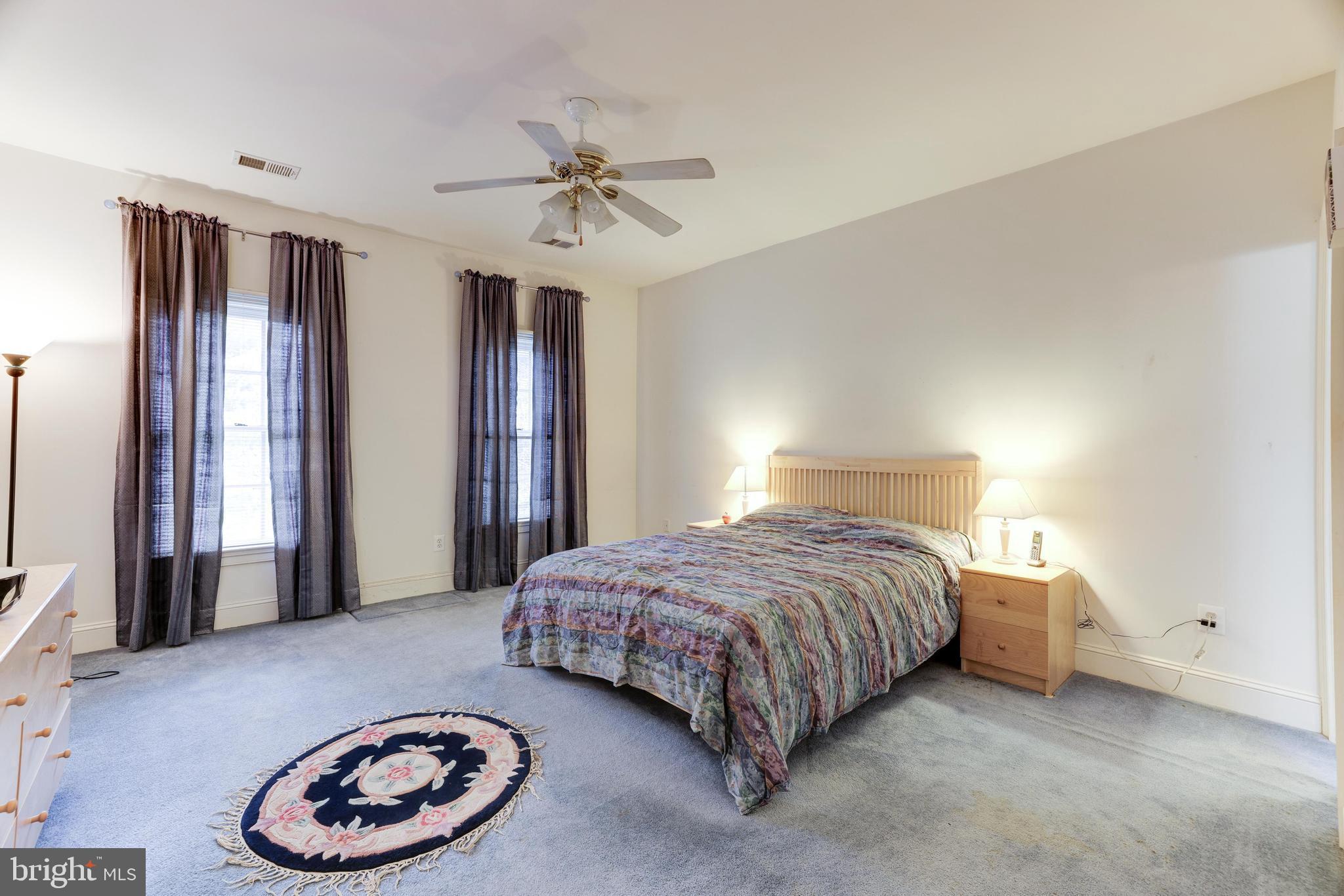 GREAT FALLS GLEN - Residential