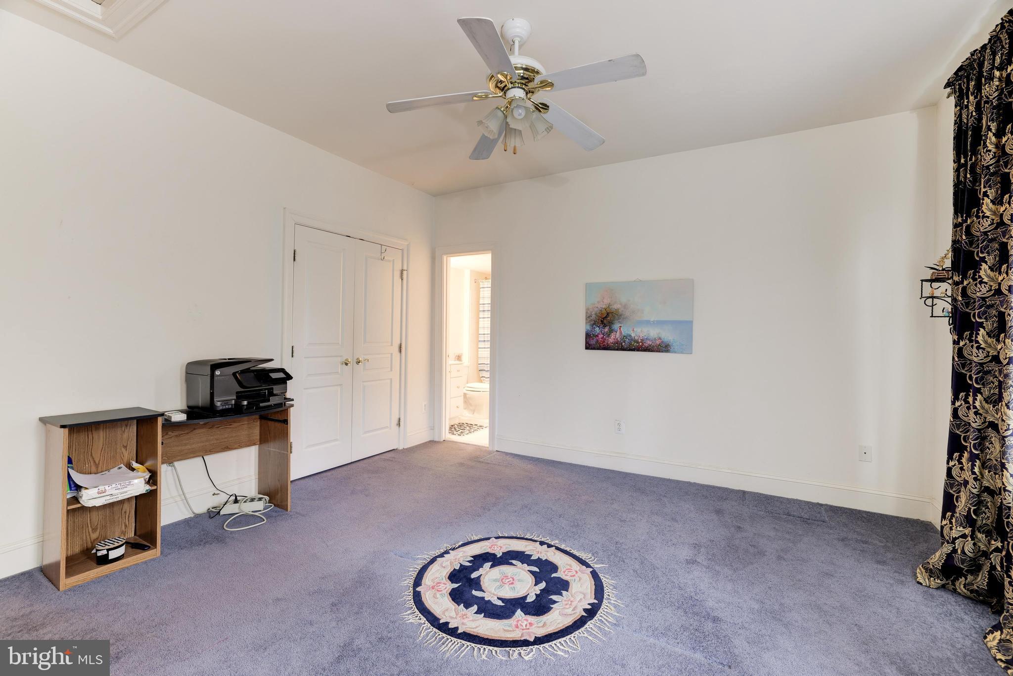 GREAT FALLS GLEN - Residential