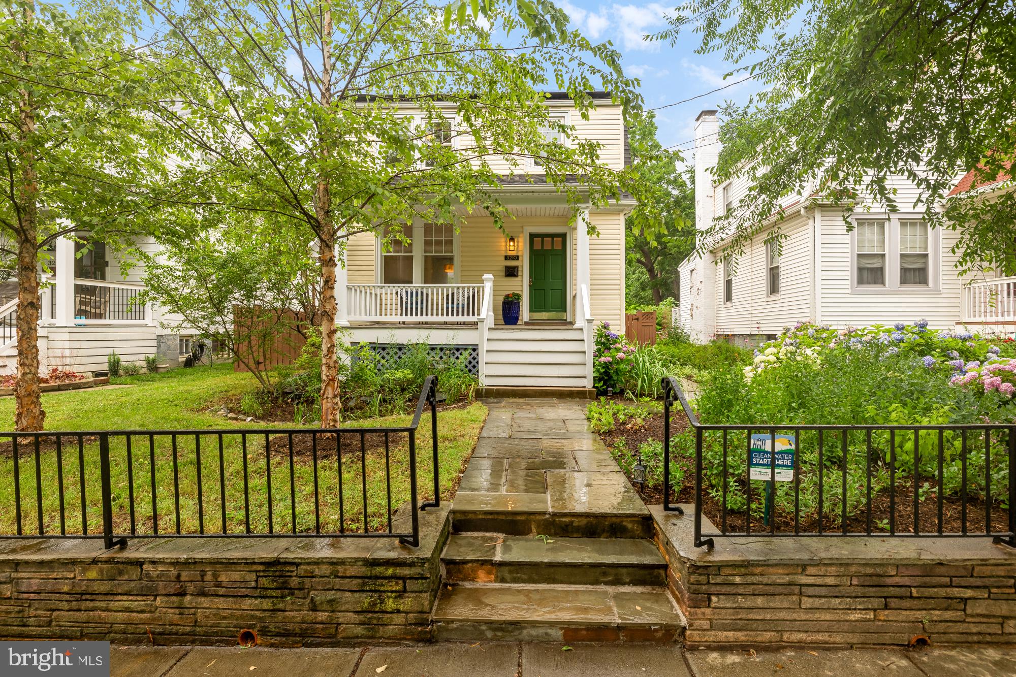 3210 14TH STREET NE