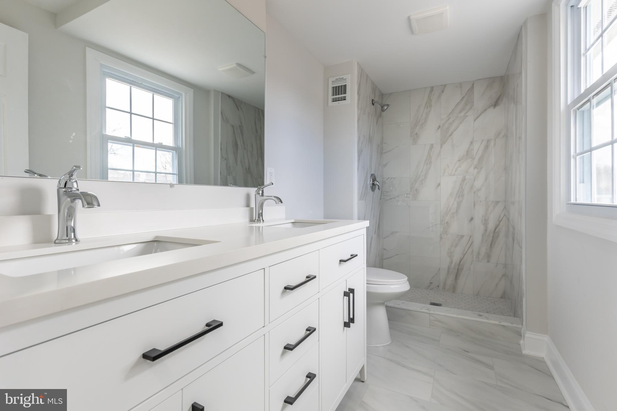 SENECA CHASE - Residential