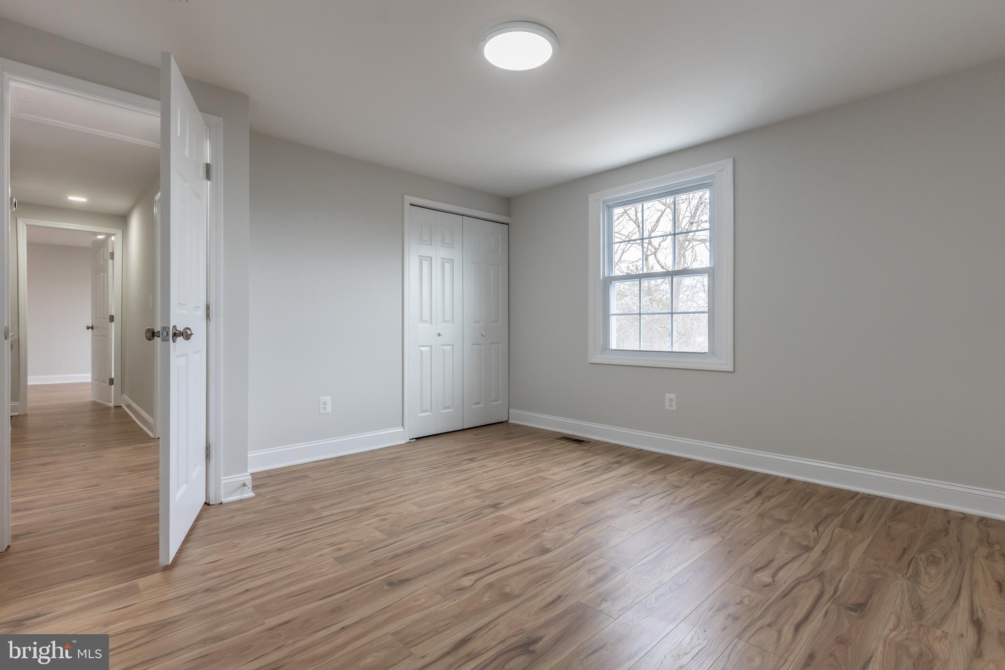 SENECA CHASE - Residential