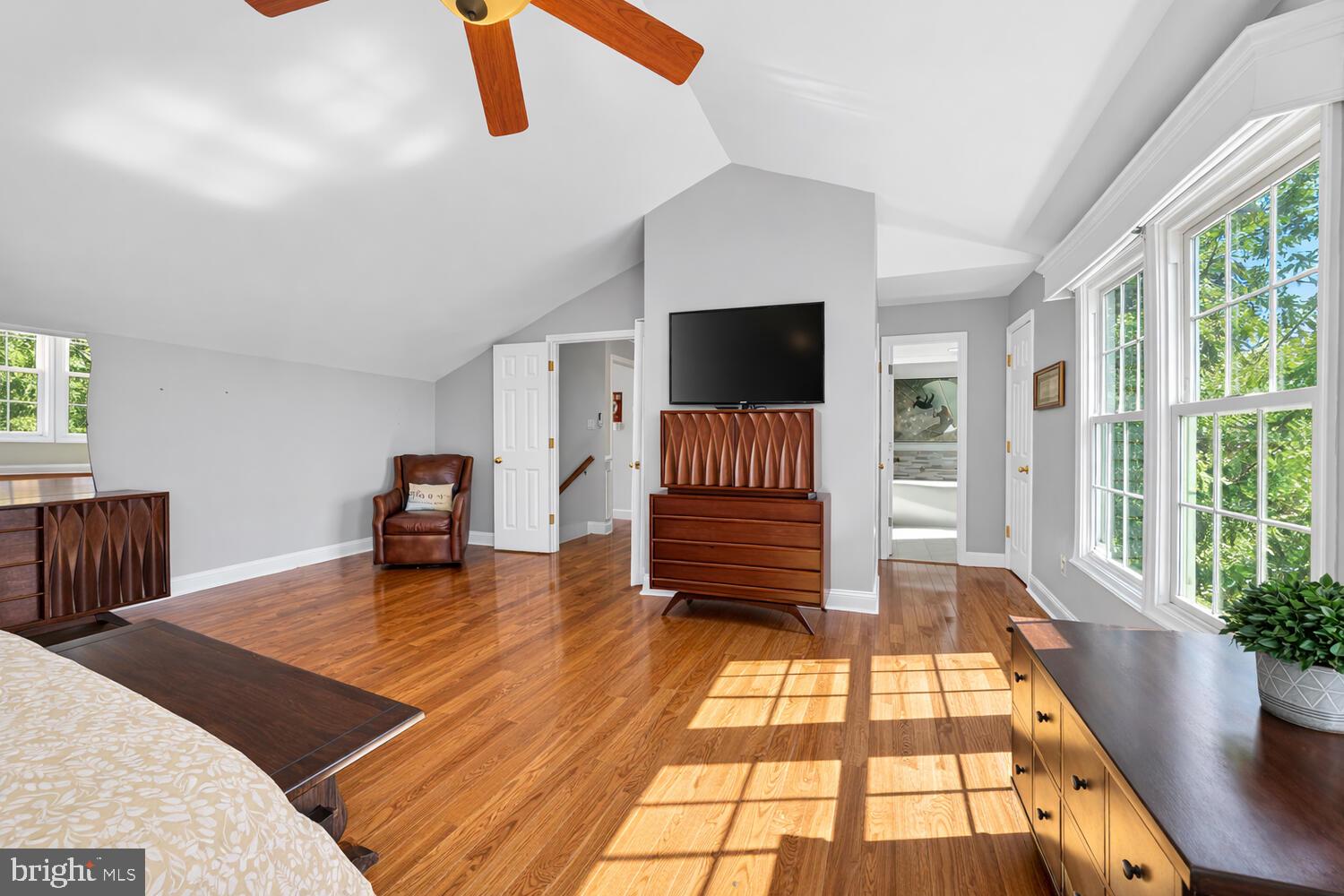 DONEGAL OAKS - Residential