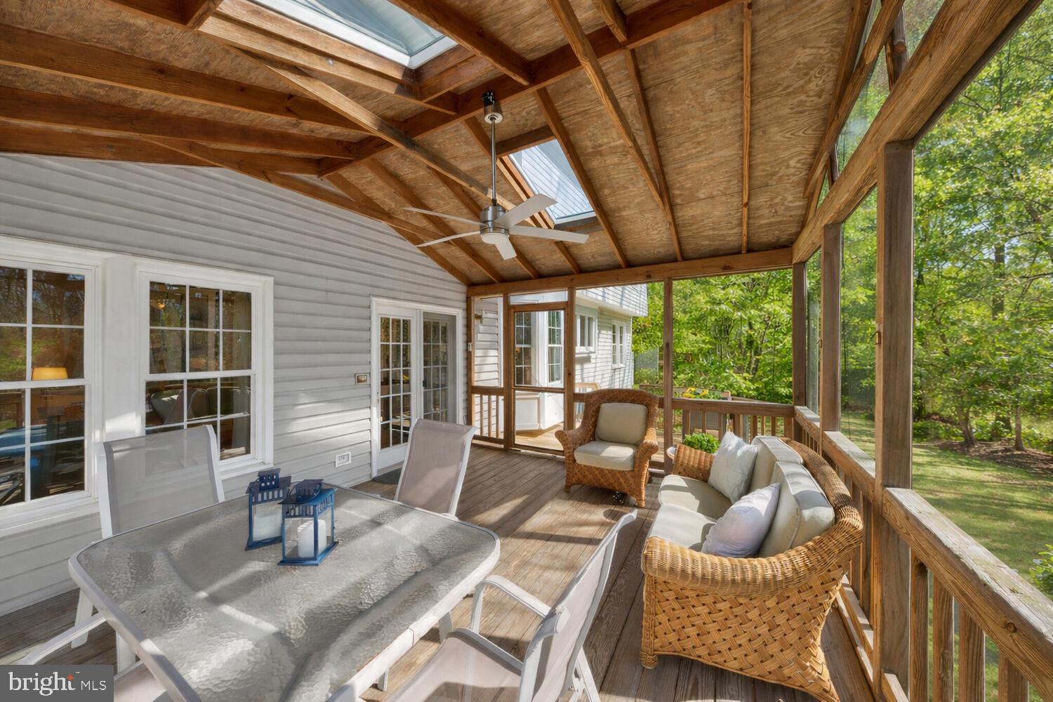 DONEGAL OAKS - Residential