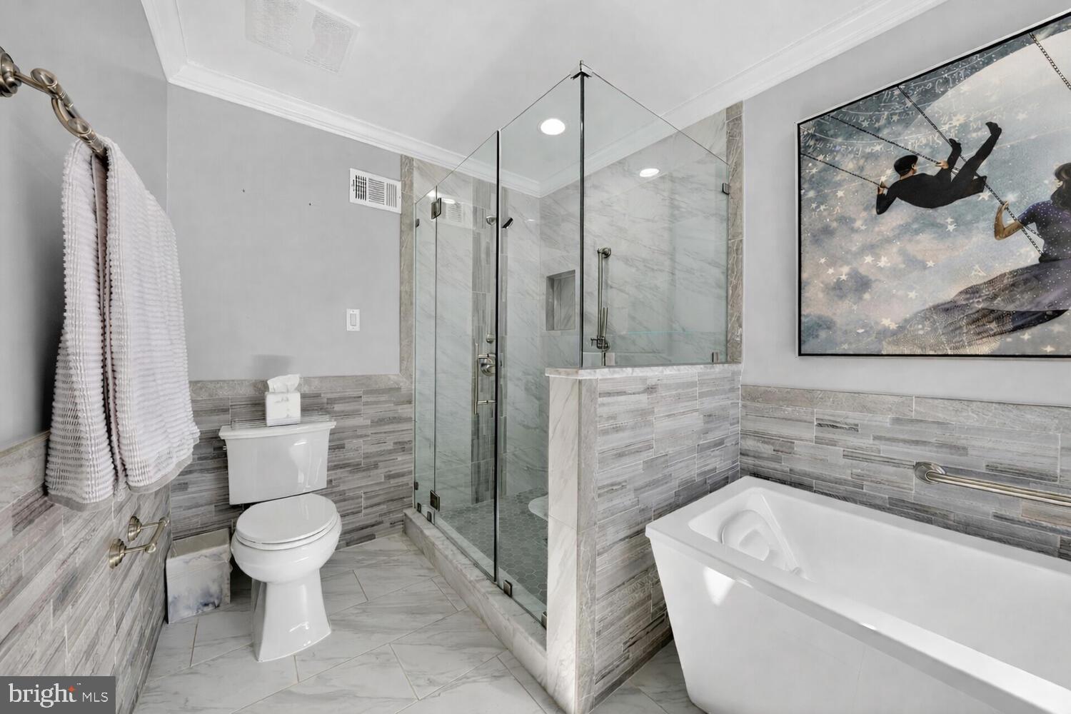 DONEGAL OAKS - Residential